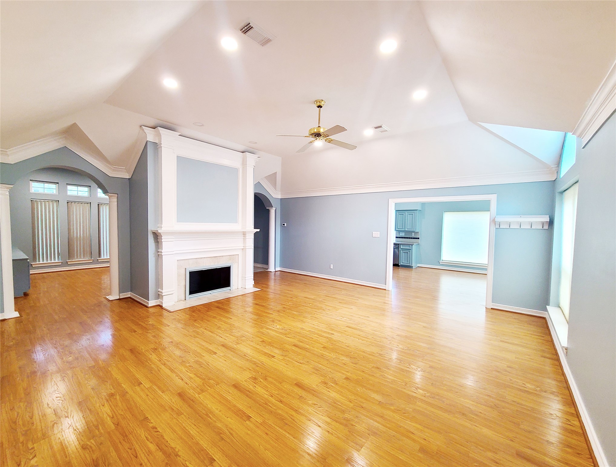 2115 Grandmill Lane Property Photo 10