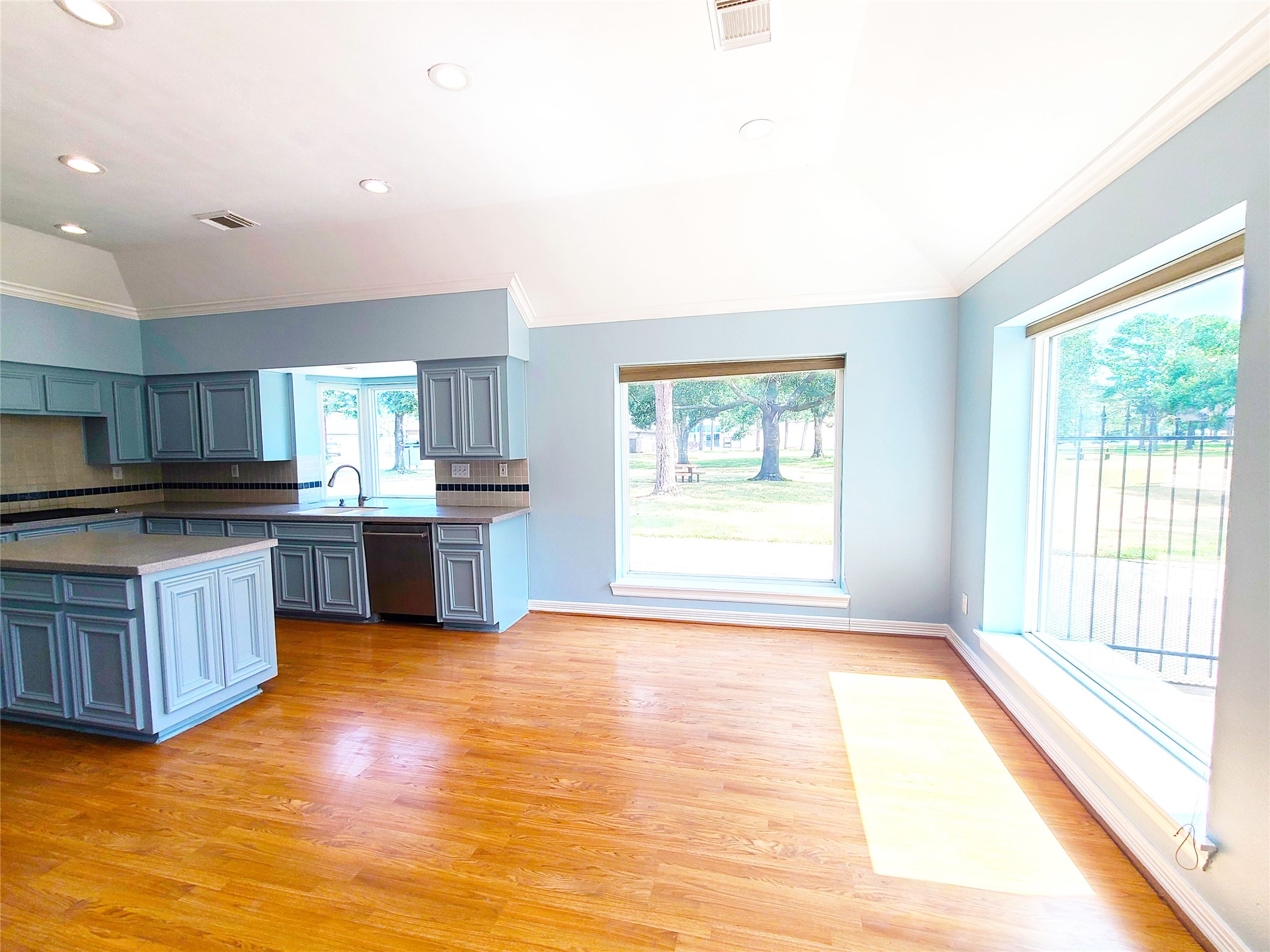 2115 Grandmill Lane Property Photo 11