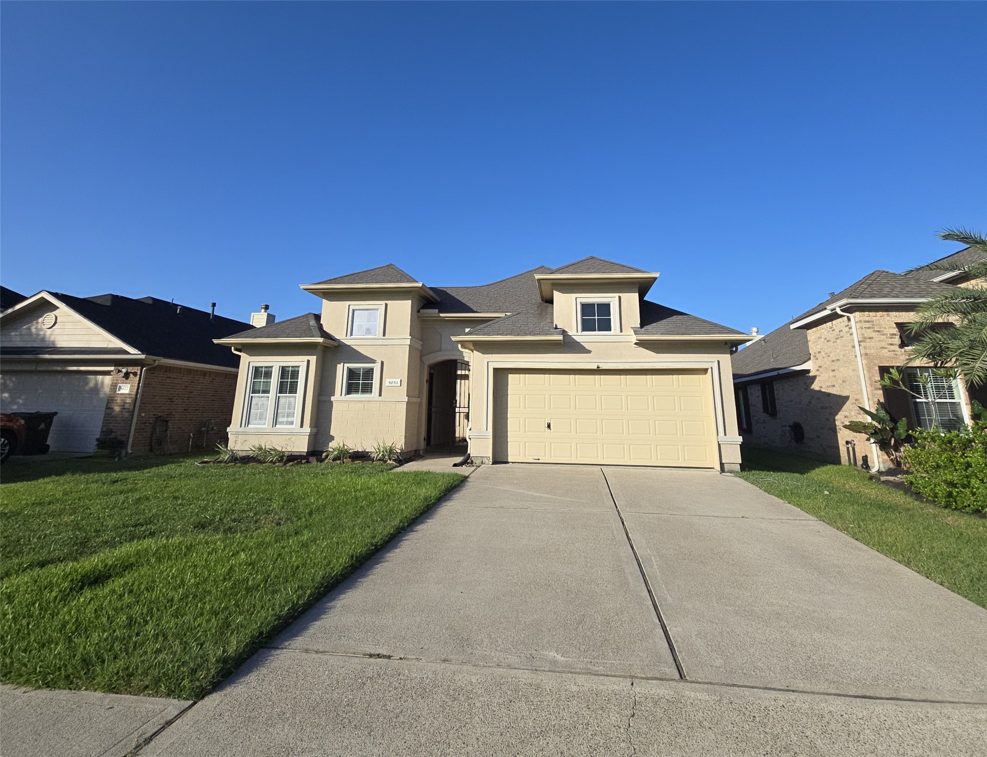 5031 Gulf Stream Lane Property Photo 1