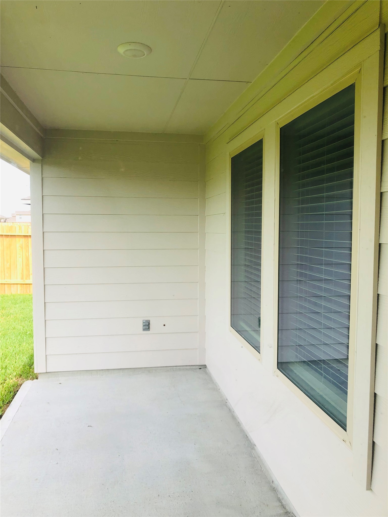 21546 Violet Ridge Road Property Photo 10