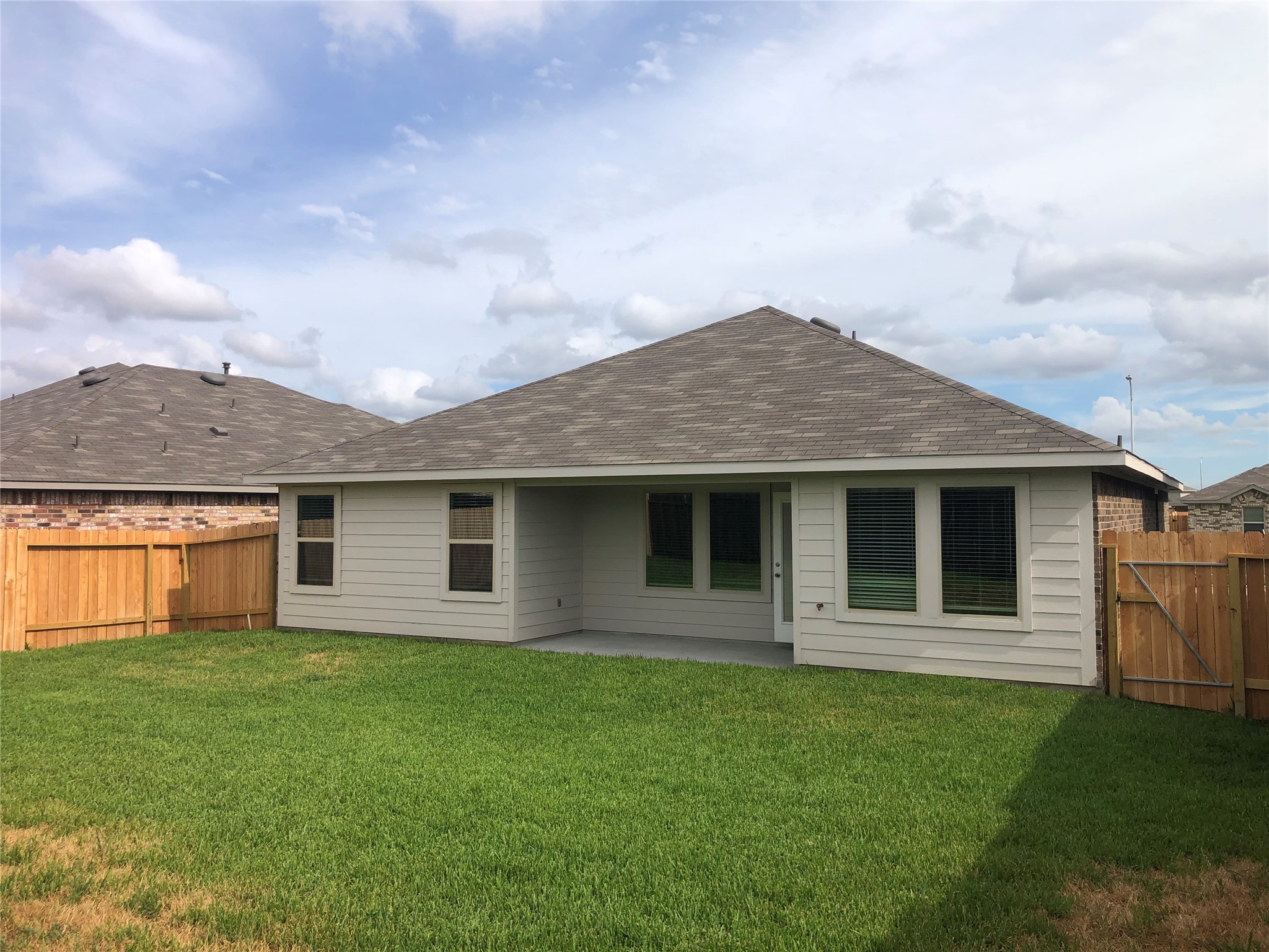 21546 Violet Ridge Road Property Photo 14