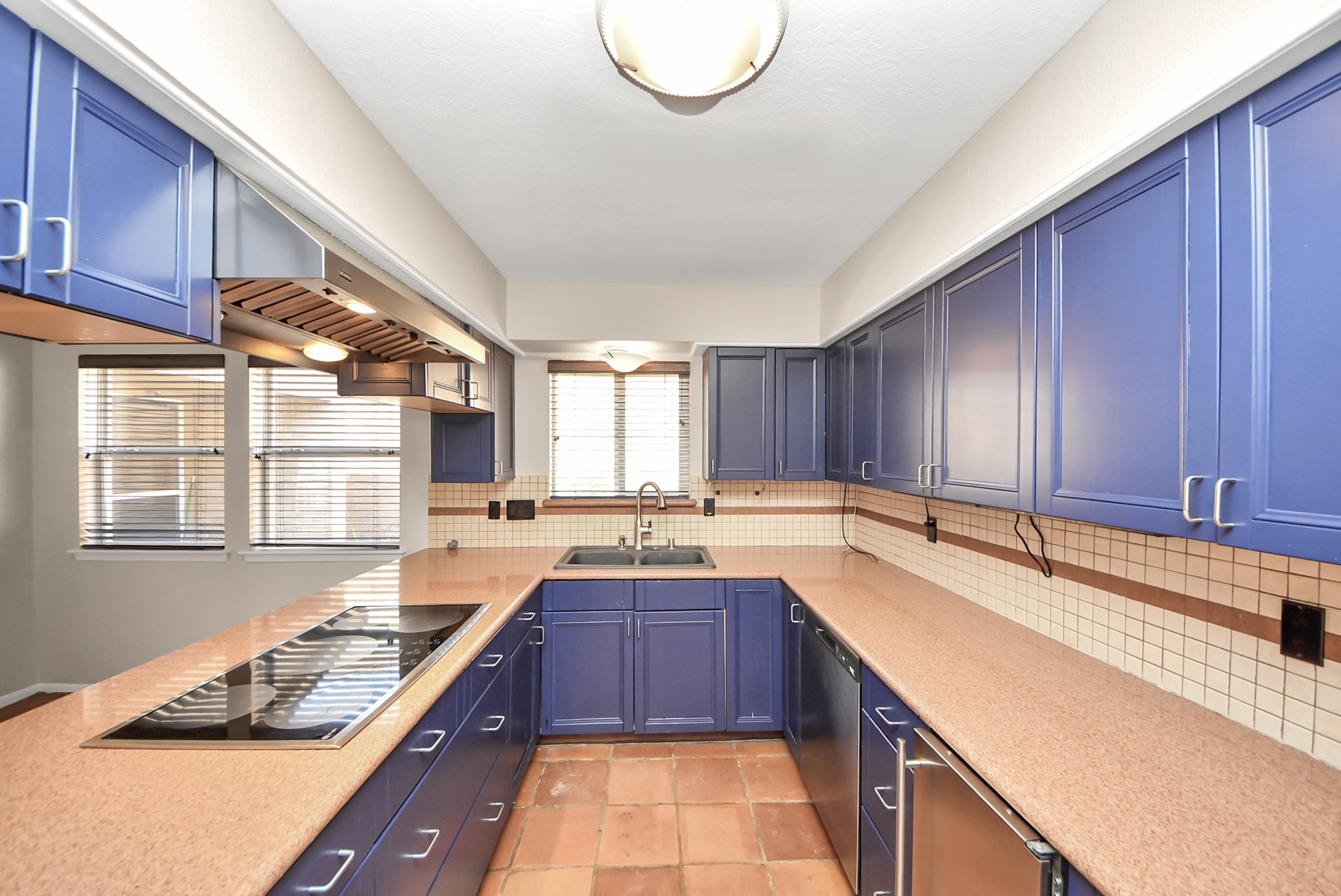 2210 Linea Del Pino Street Property Photo 15