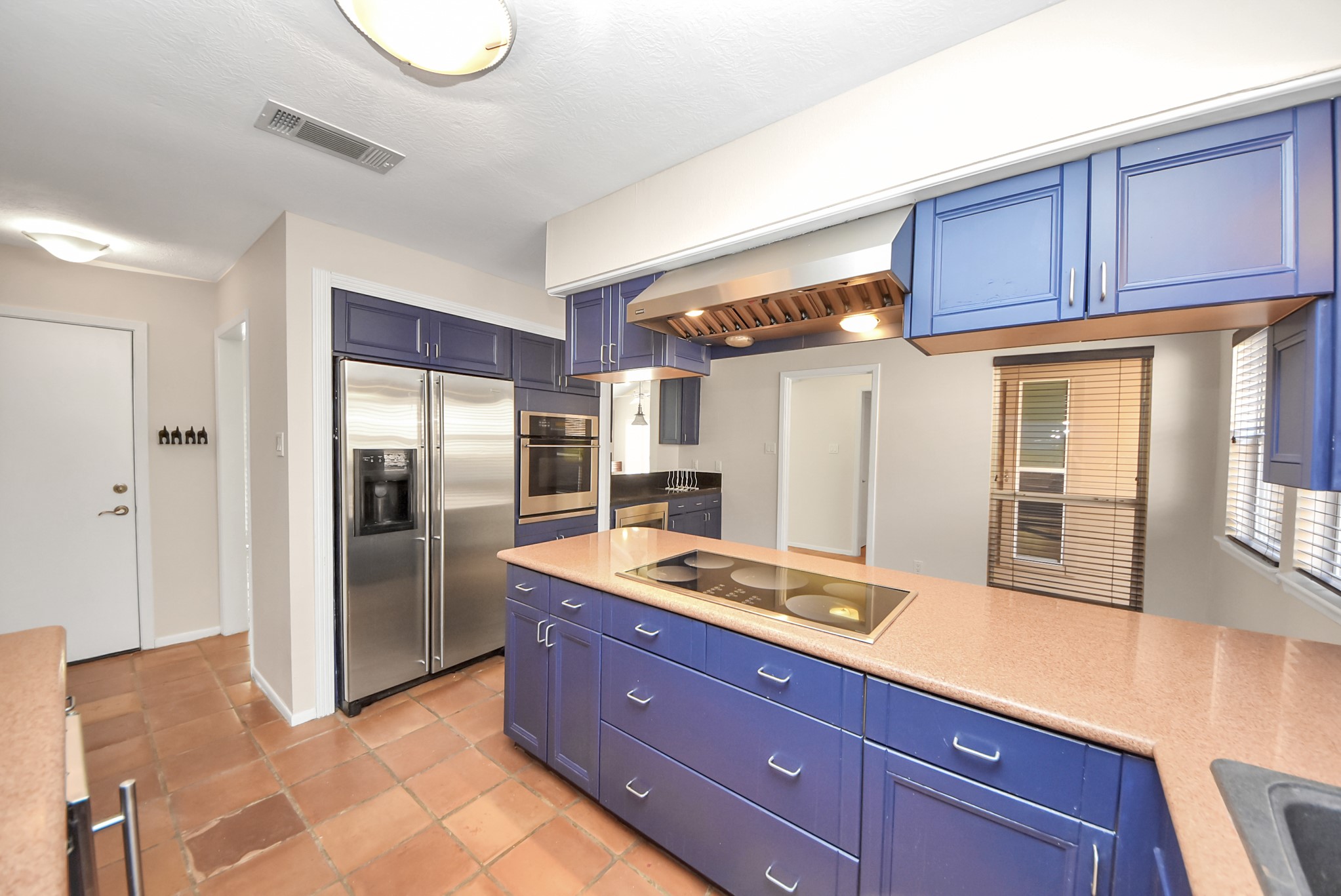 2210 Linea Del Pino Street Property Photo 17
