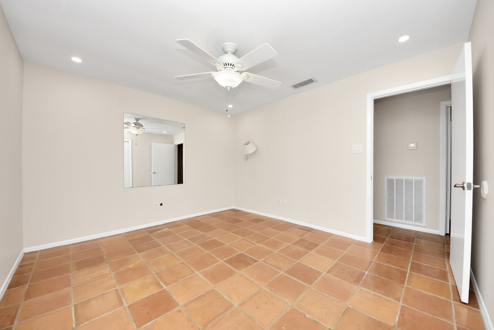 2210 Linea Del Pino Street Property Photo 32