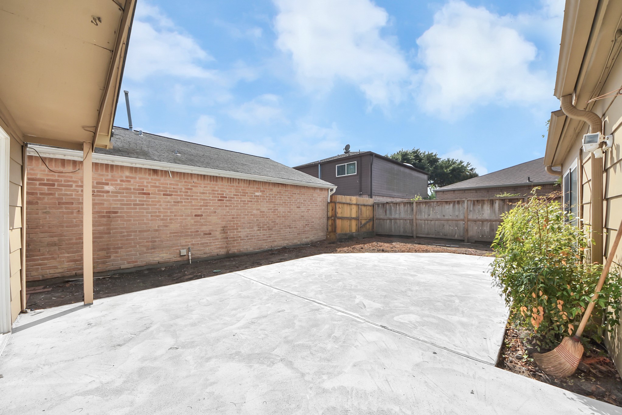2210 Linea Del Pino Street Property Photo 38