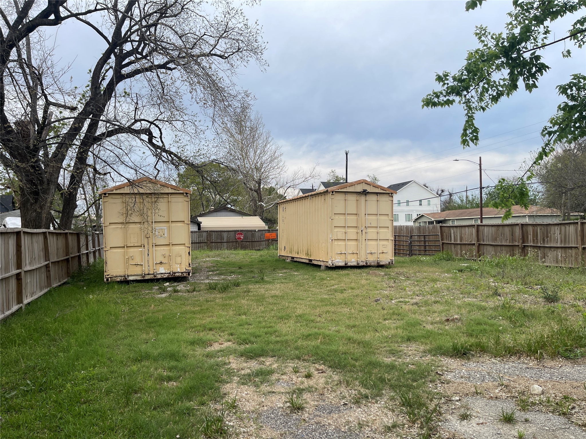 802 Fair Street Property Photo 3