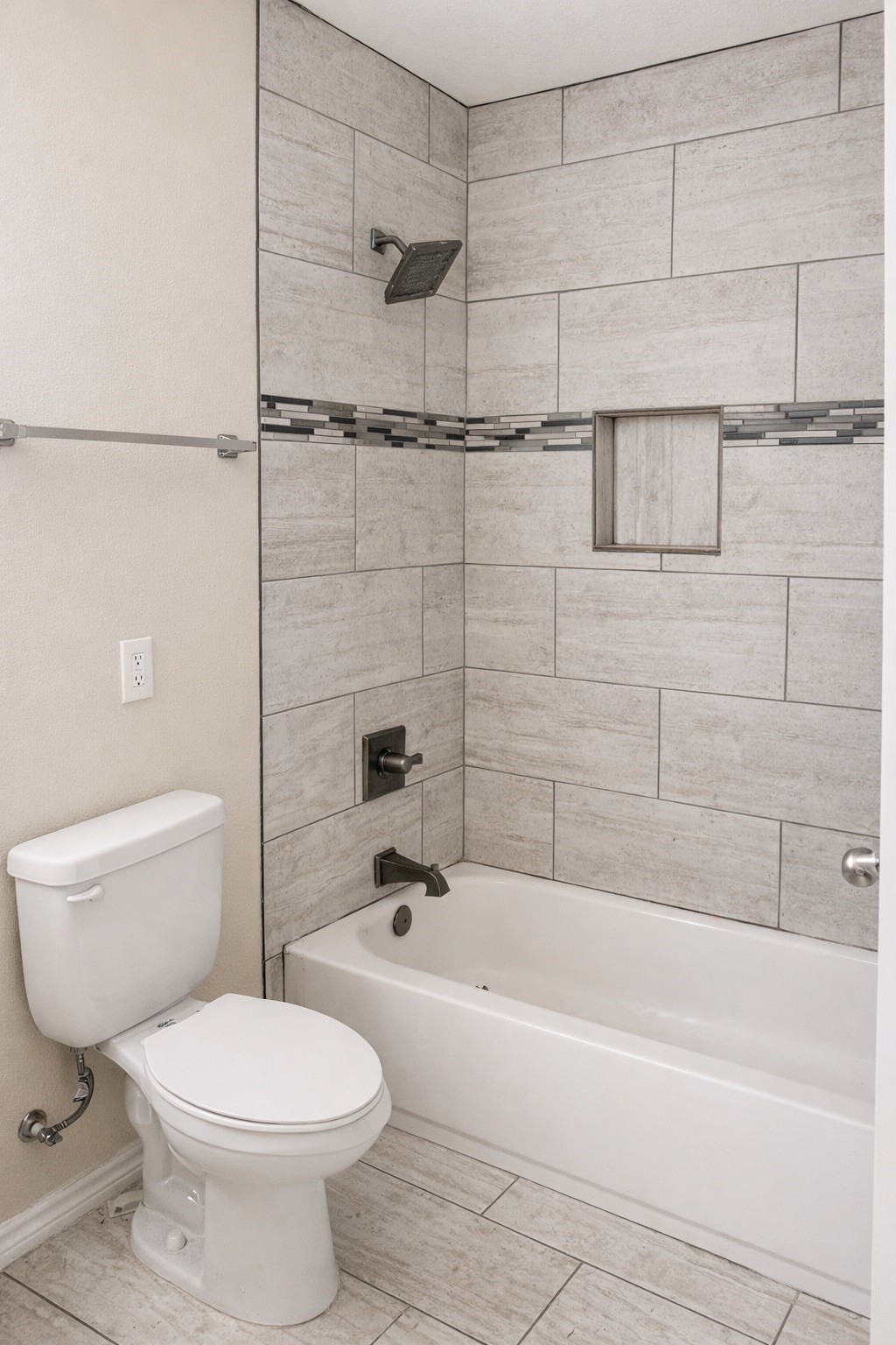 706 Harris Avenue 4 Property Photo 10