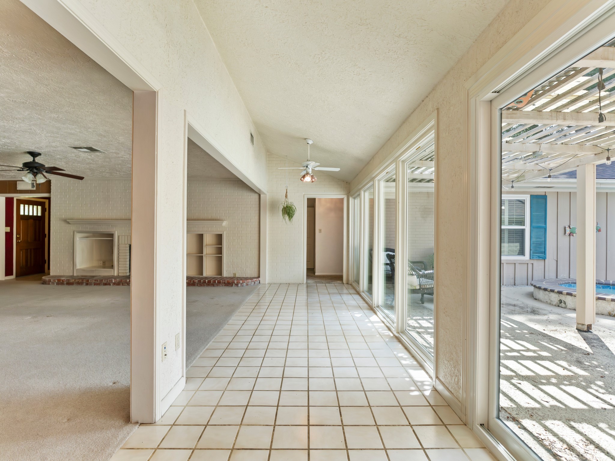 900 6th Street Property Photo 11