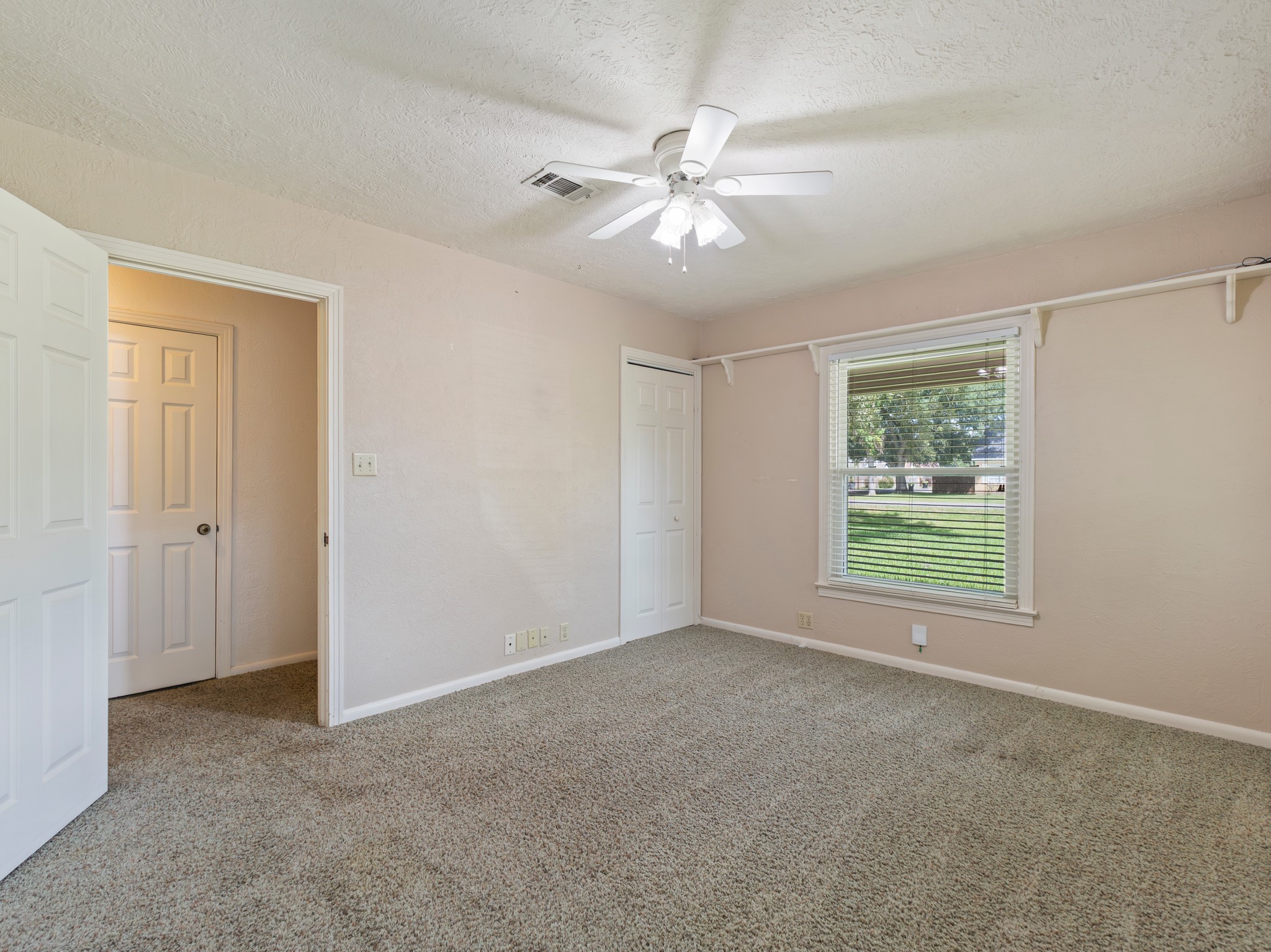 900 6th Street Property Photo 36