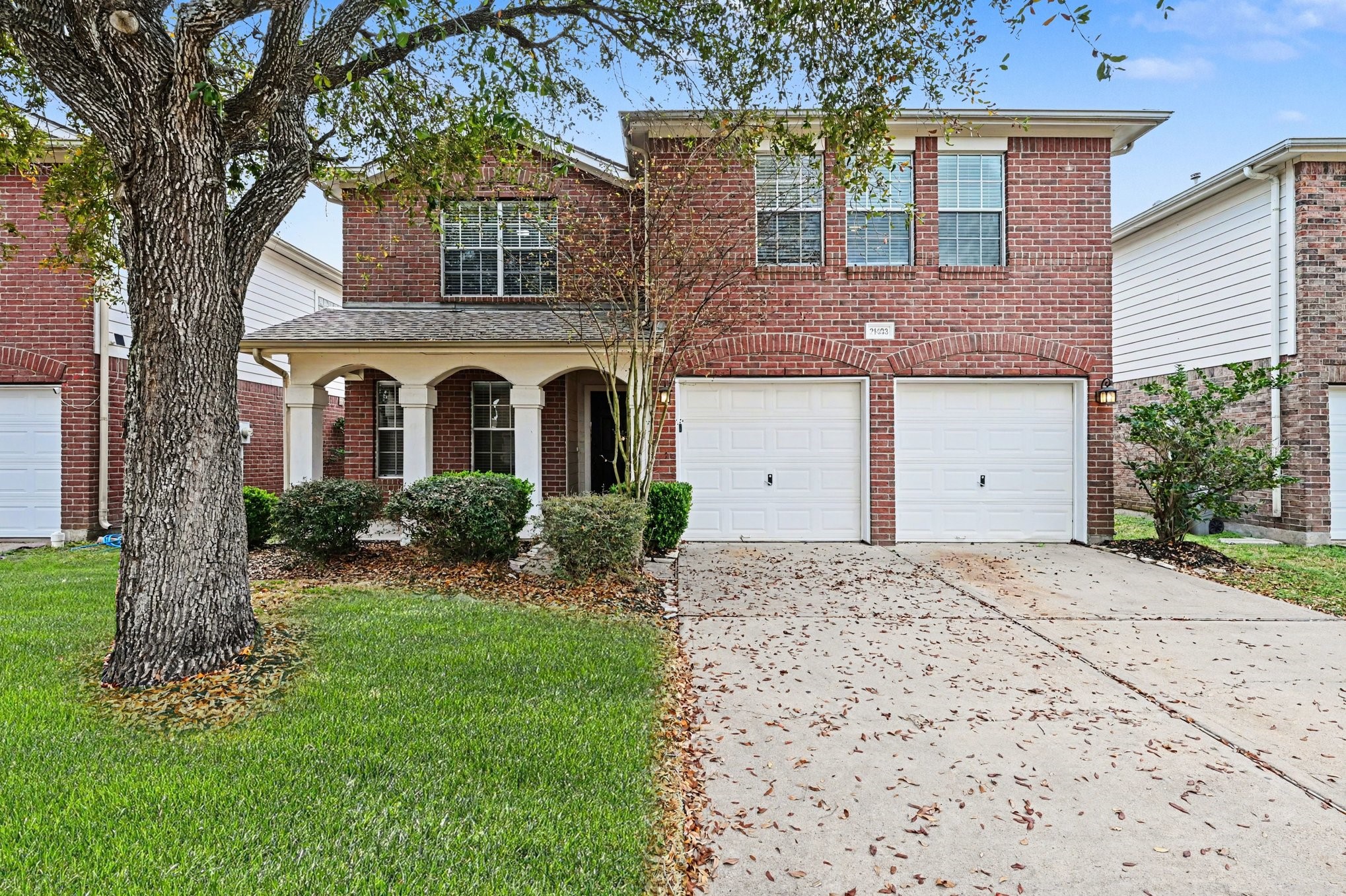 21403 Somerset Park Lane Property Photo 1
