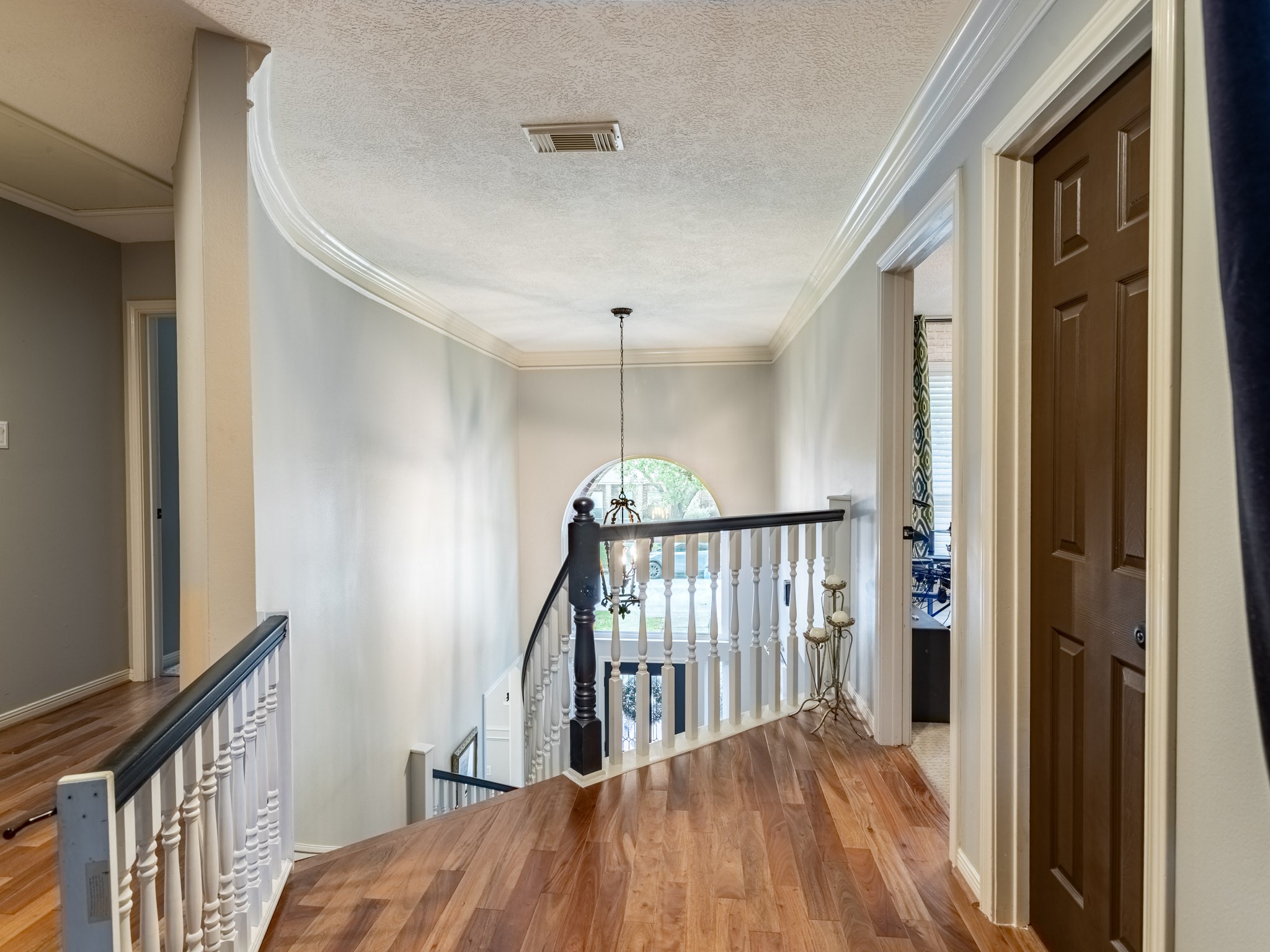14706 Sandy Creek Drive Property Photo 29