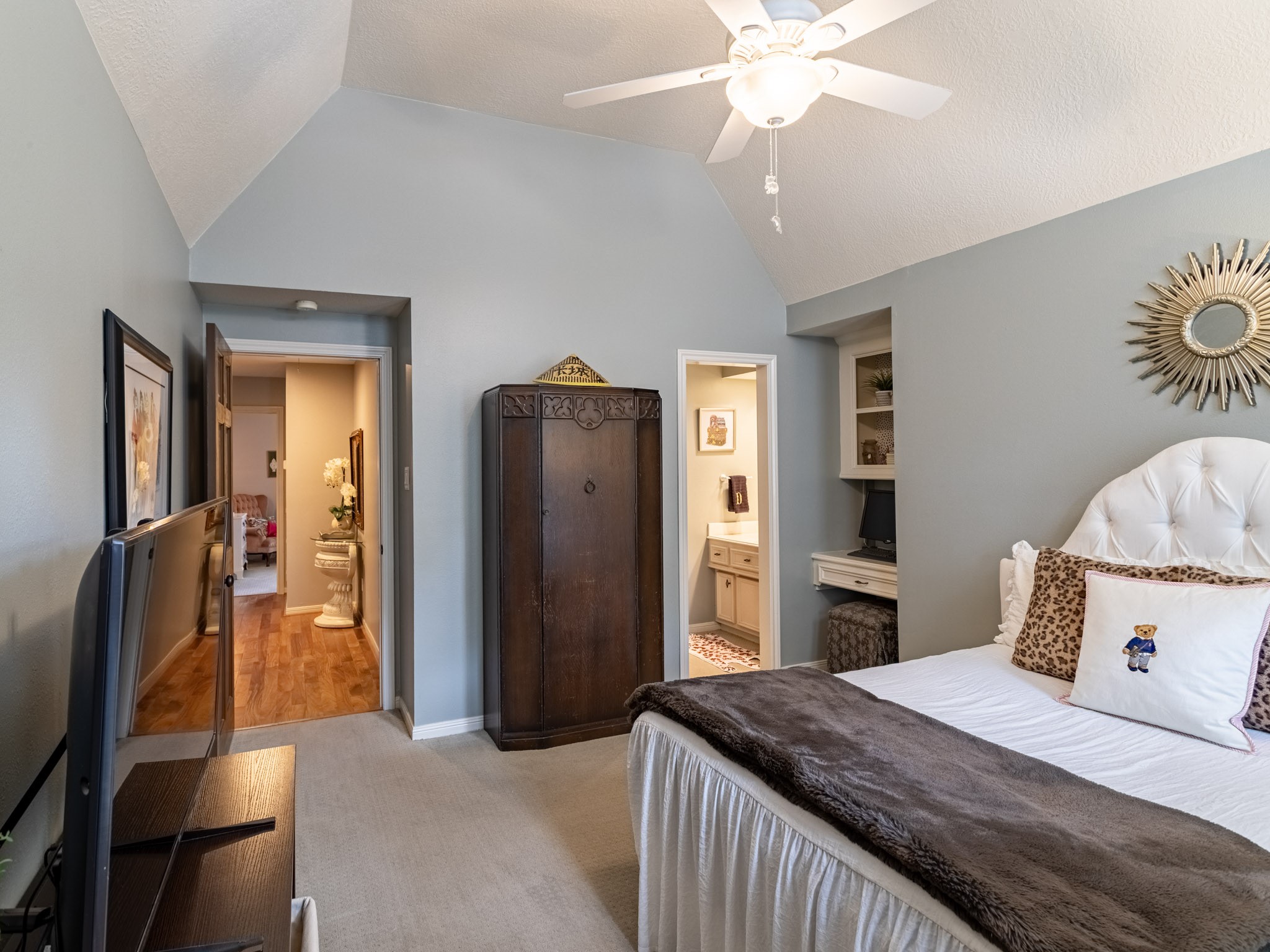14706 Sandy Creek Drive Property Photo 32