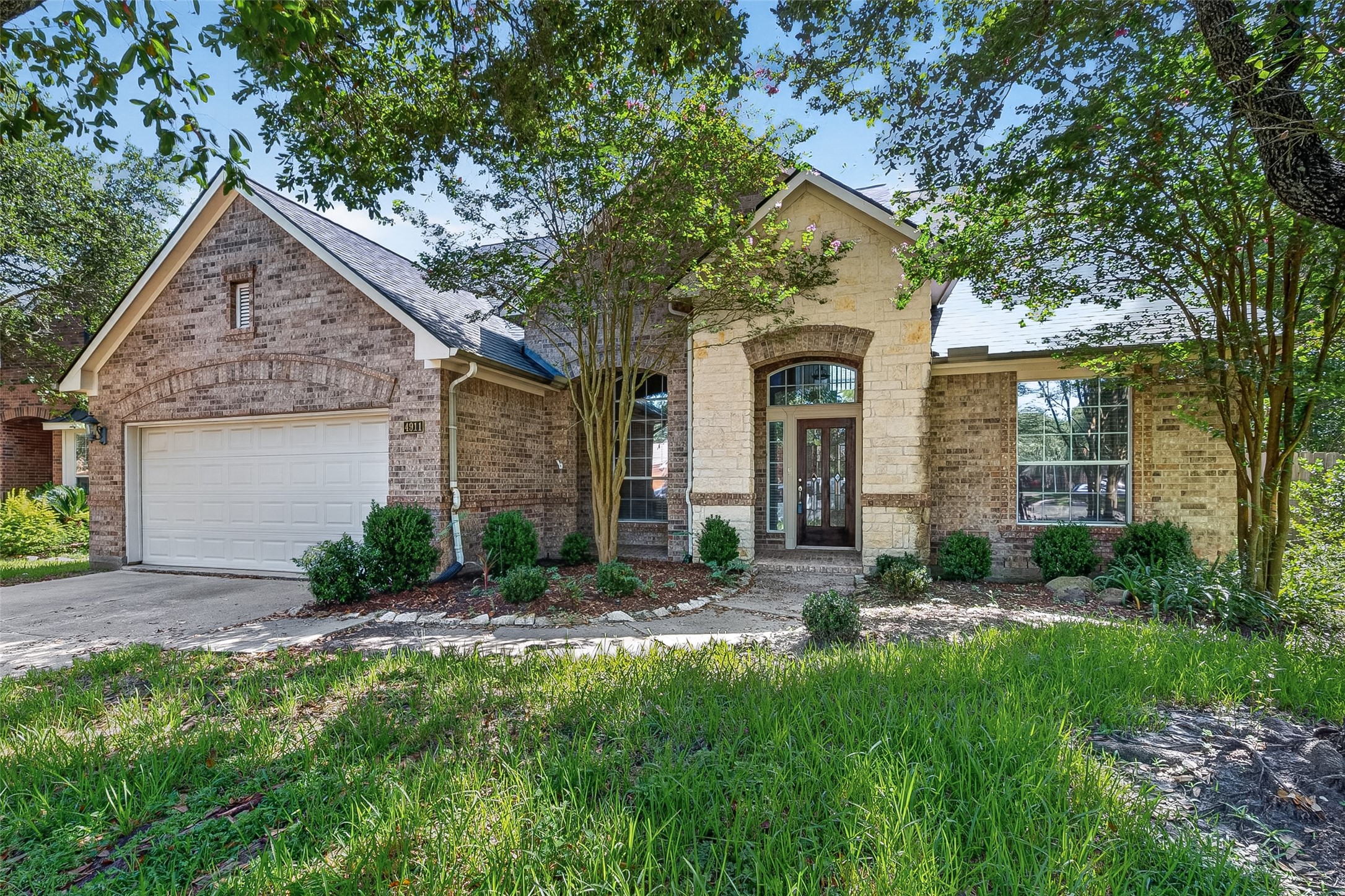 4911 Canyon Sage Lane Property Photo 4
