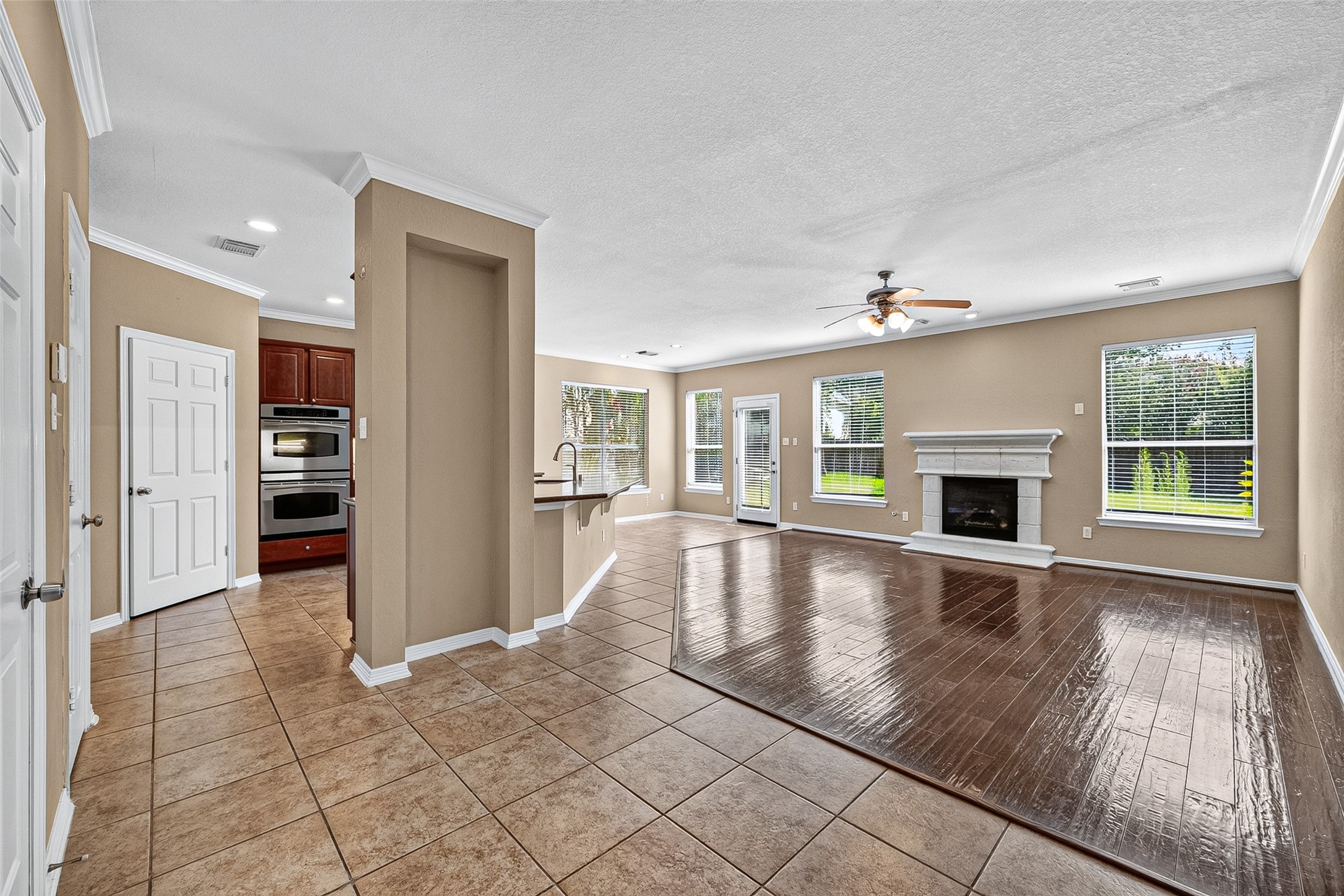 4911 Canyon Sage Lane Property Photo 13