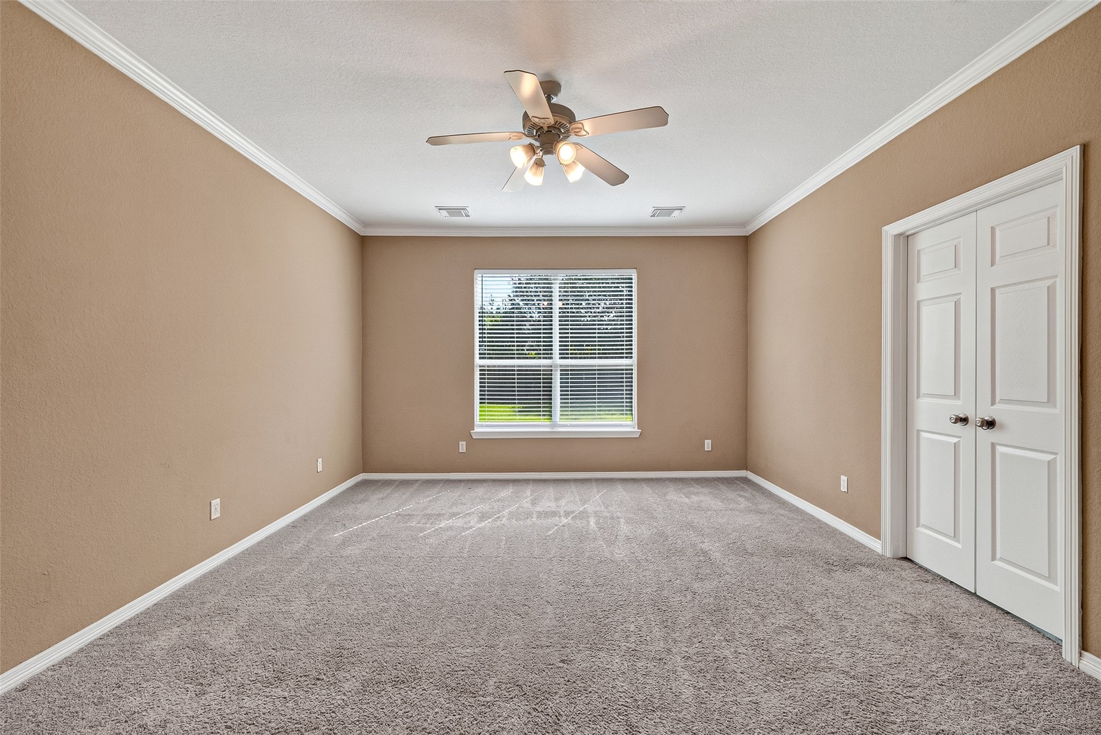 4911 Canyon Sage Lane Property Photo 28