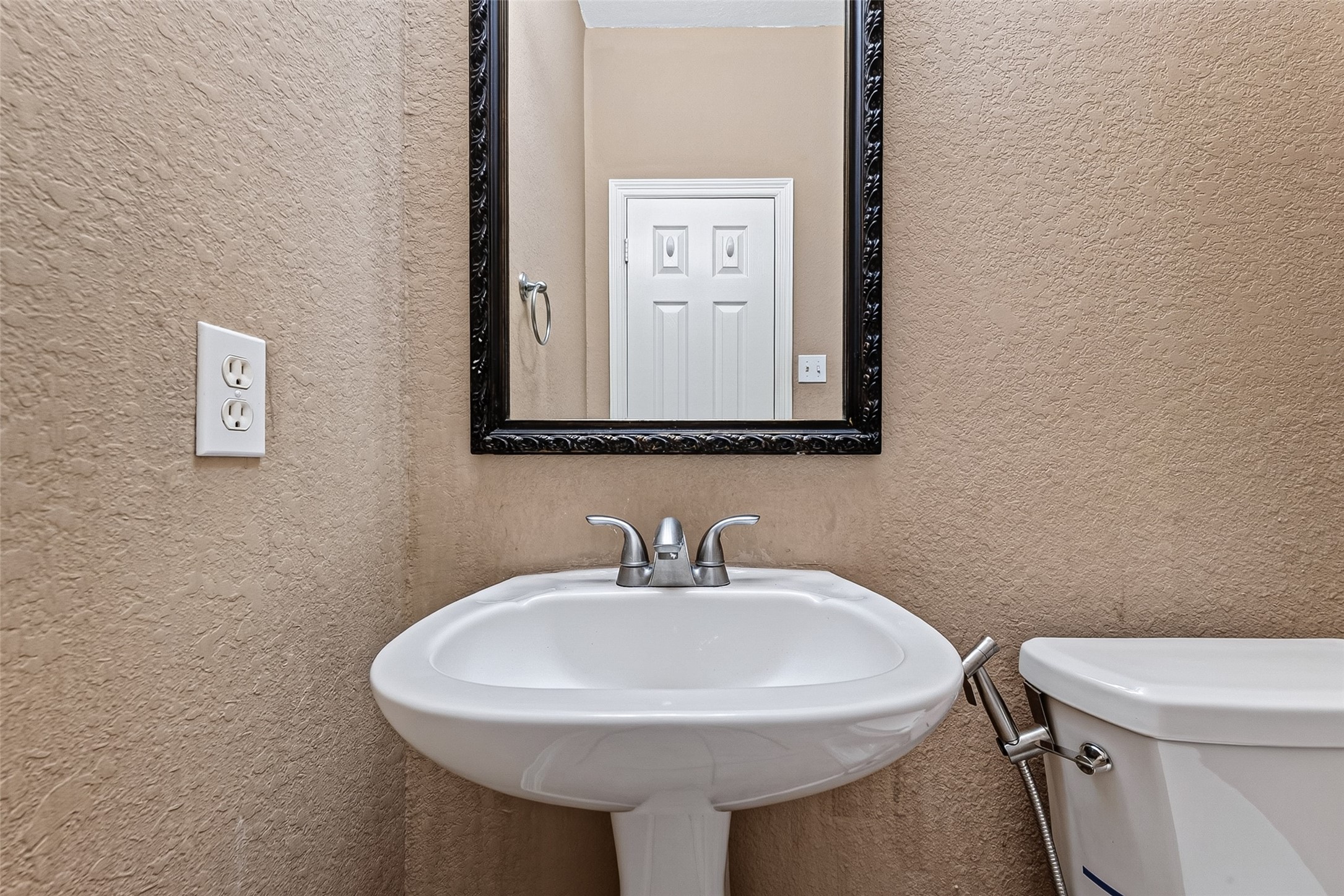 4911 Canyon Sage Lane Property Photo 49