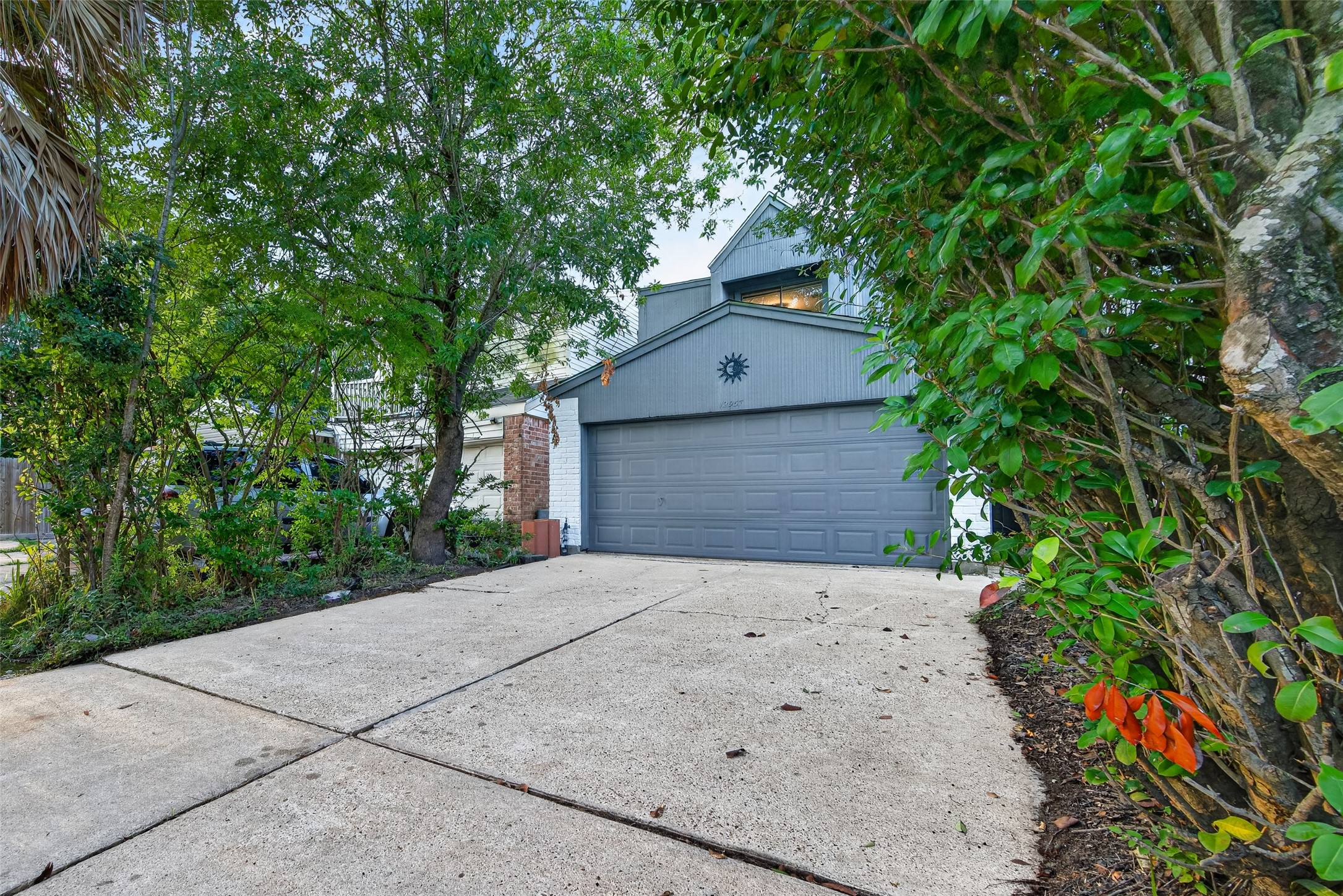 12957 Shannon Hills Drive Property Photo 7