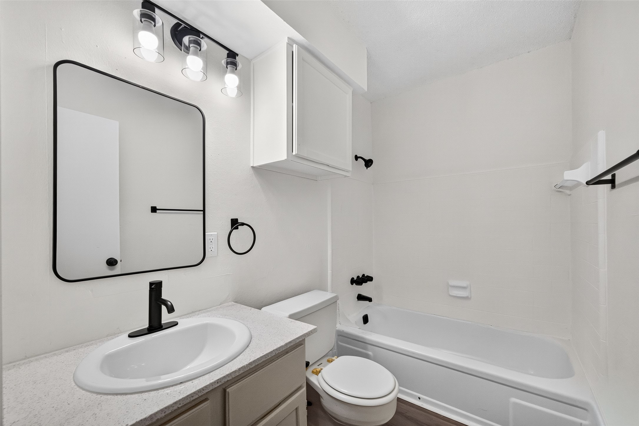 12957 Shannon Hills Drive Property Photo 27
