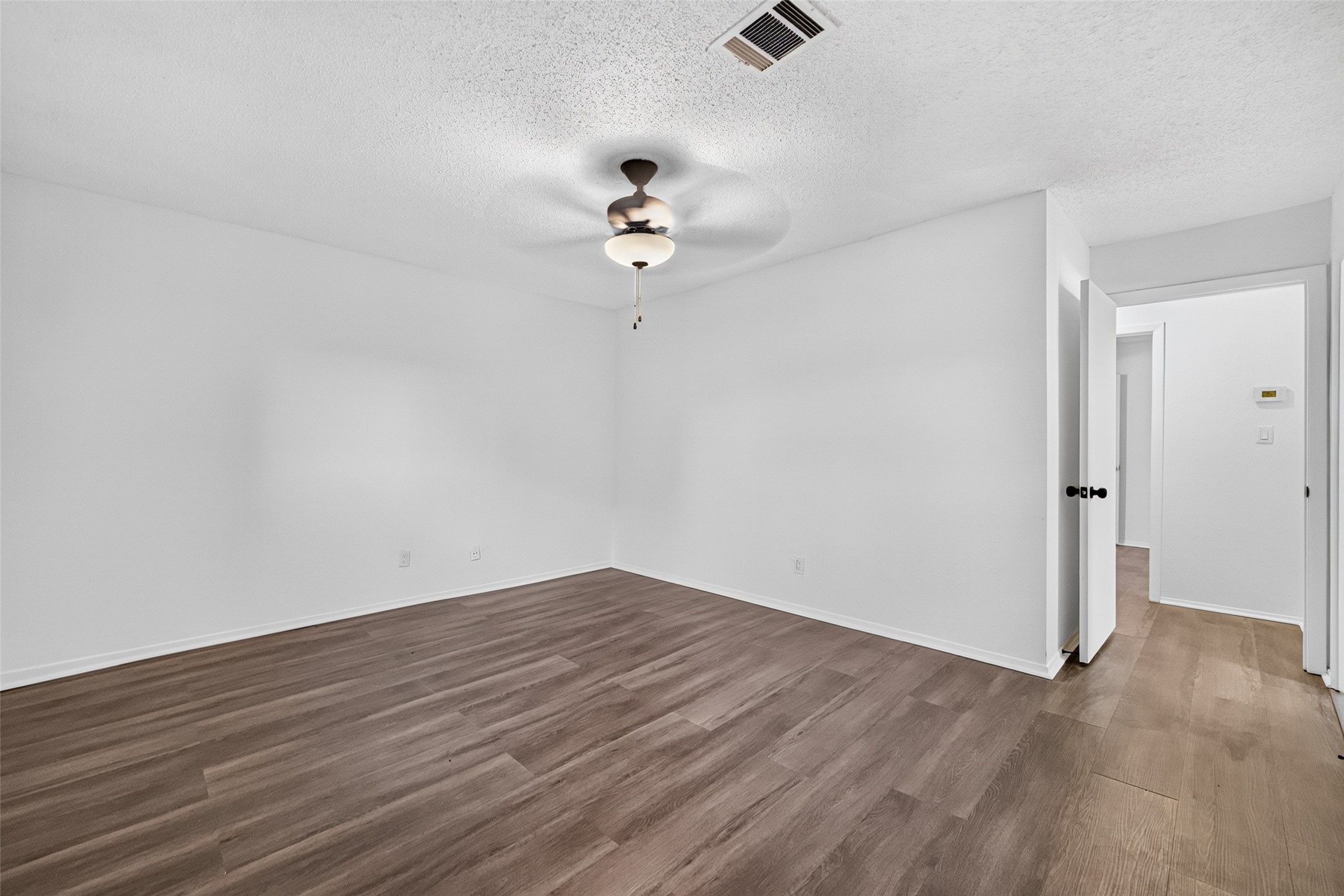 12957 Shannon Hills Drive Property Photo 28