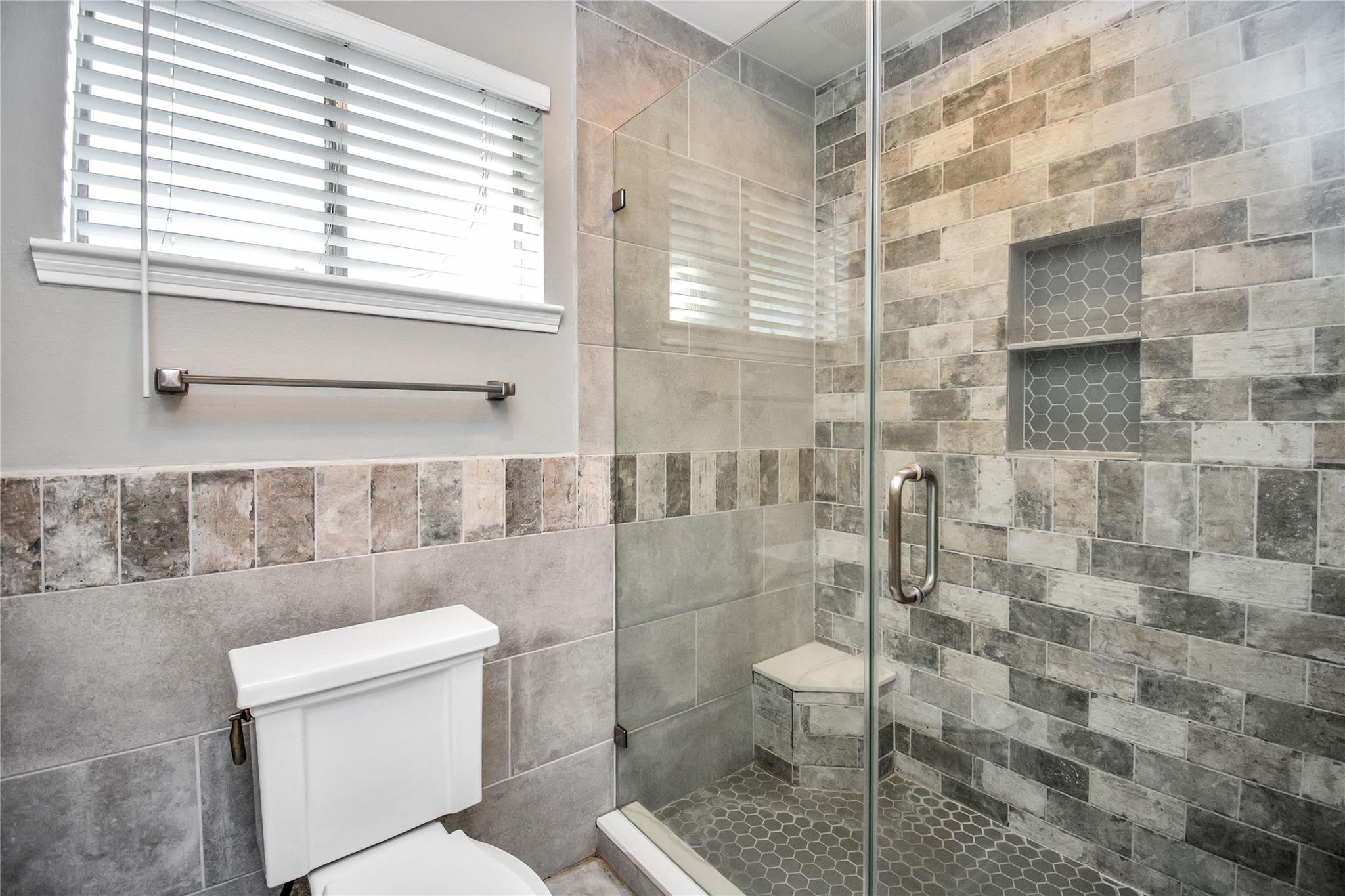 22218 Deville Drive Property Photo 11