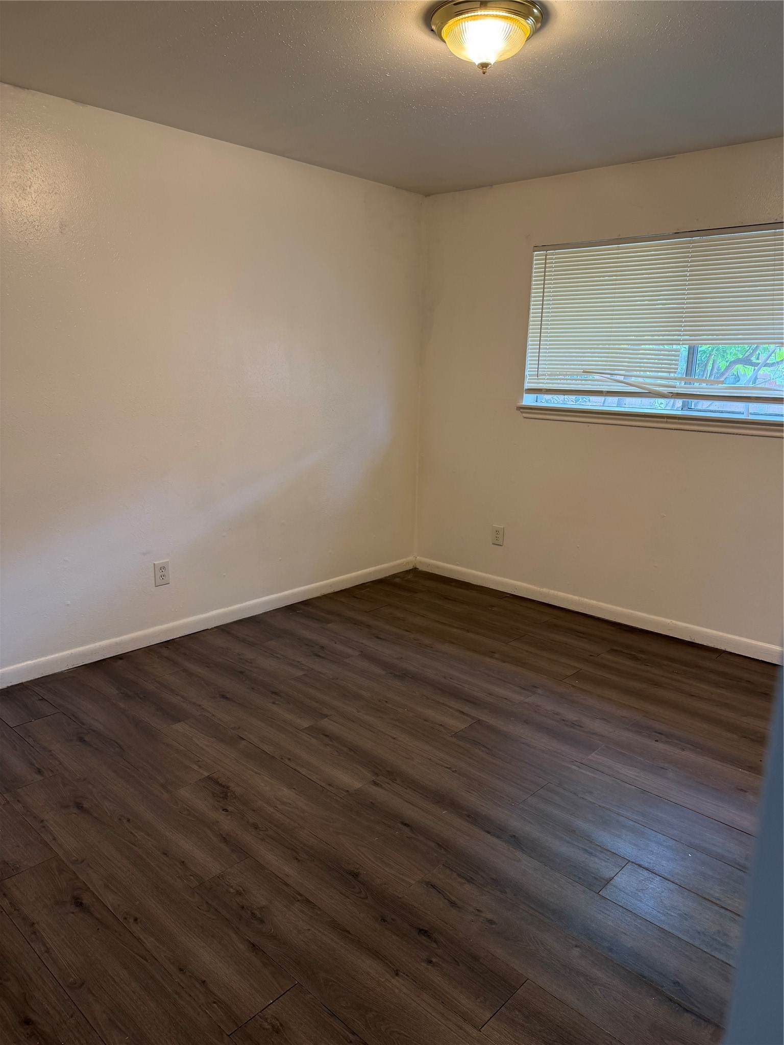 10719 Valley Hills Drive Property Photo 9