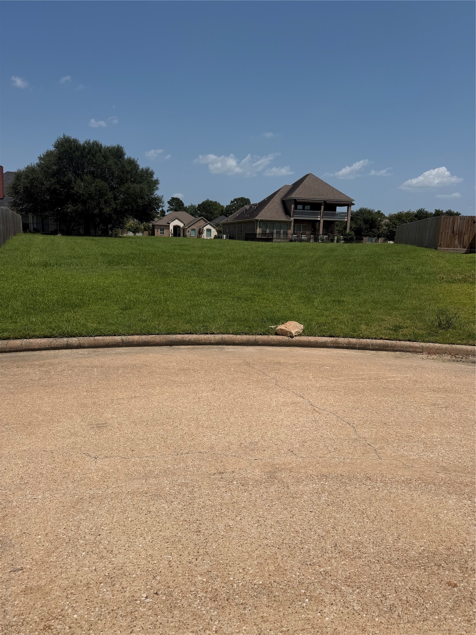 315 Bentwood Court Property Photo 2