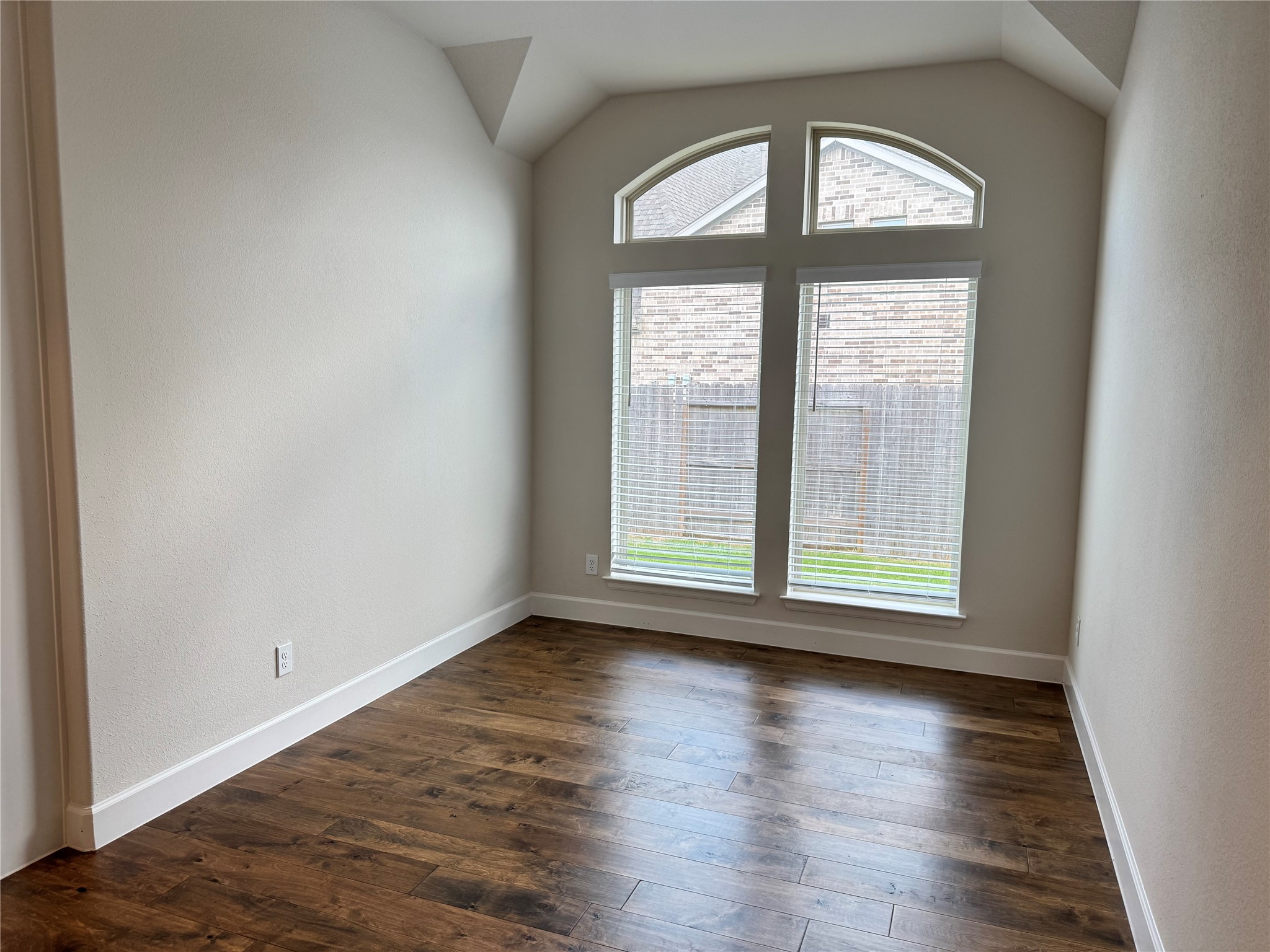 5406 Farm Hill Way Property Photo 5