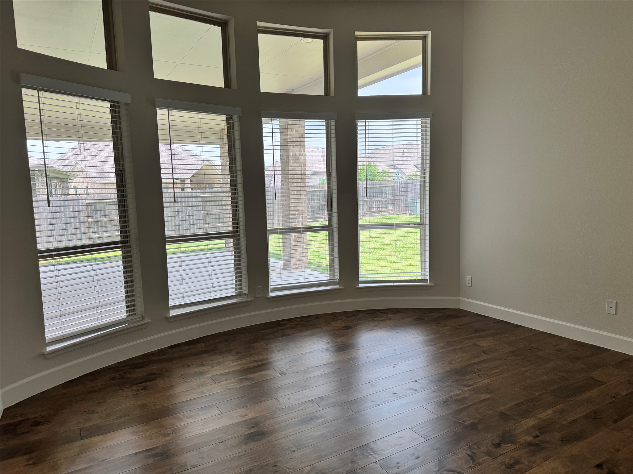 5406 Farm Hill Way Property Photo 10