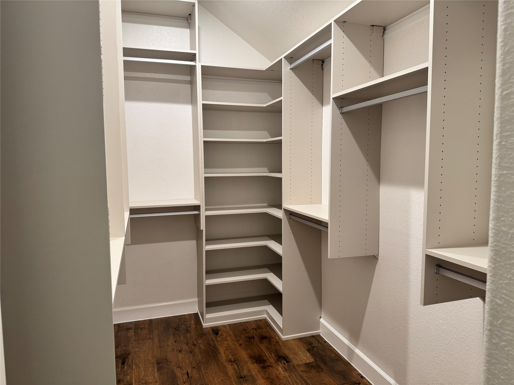 5406 Farm Hill Way Property Photo 11