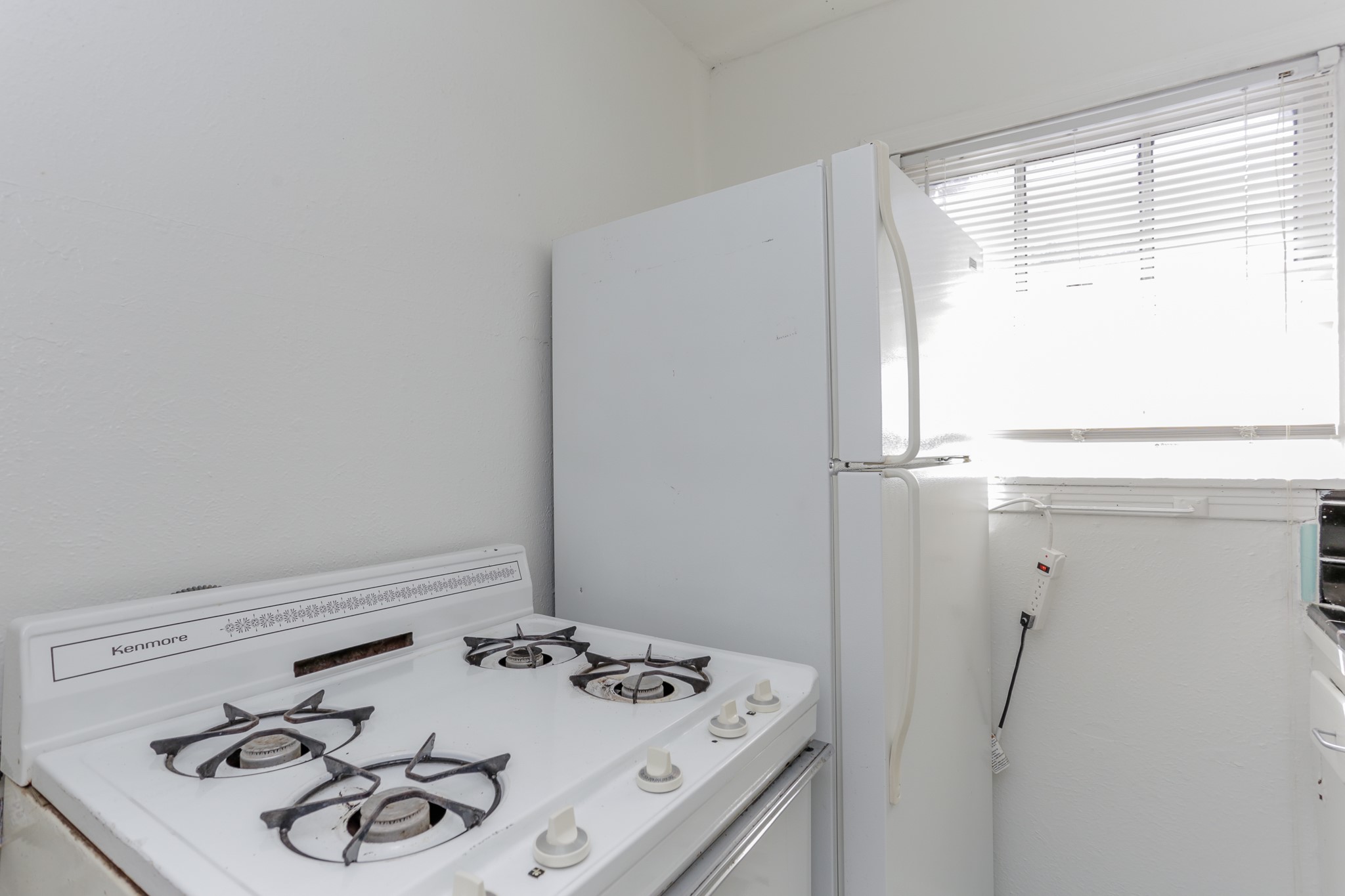 1828 W Main Street 4 Property Photo 6