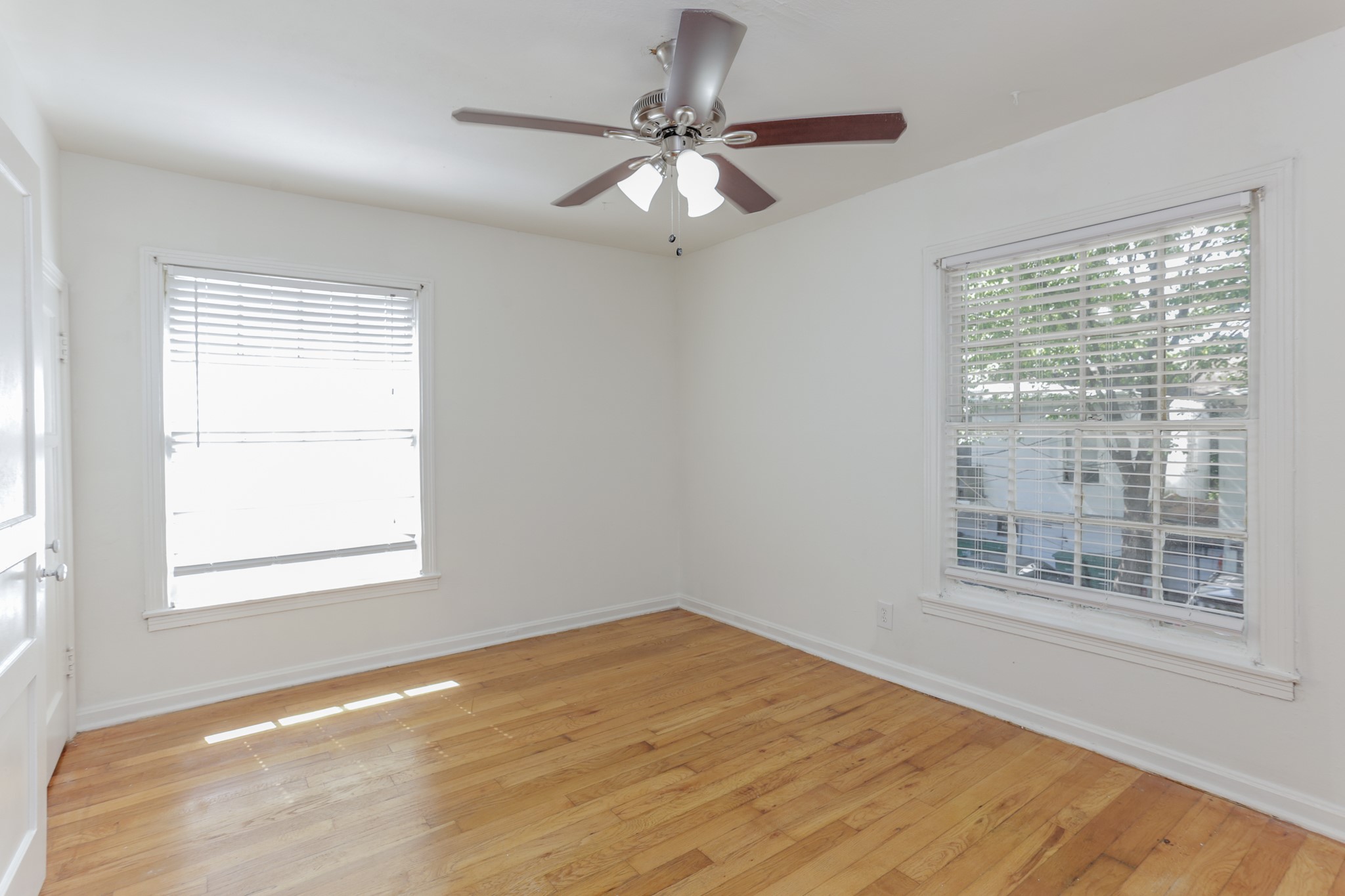 1828 W Main Street 4 Property Photo 13