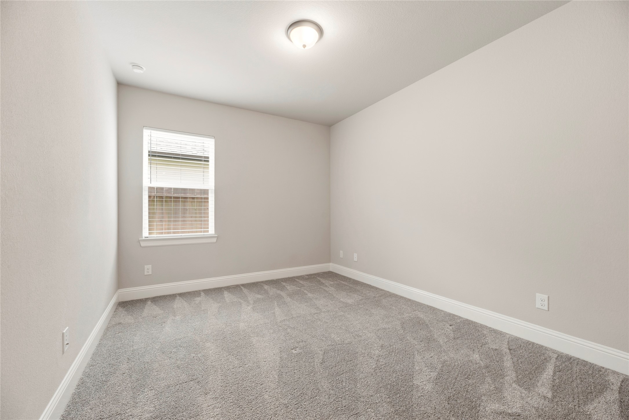 9615 Hunters Run Drive Property Photo 35