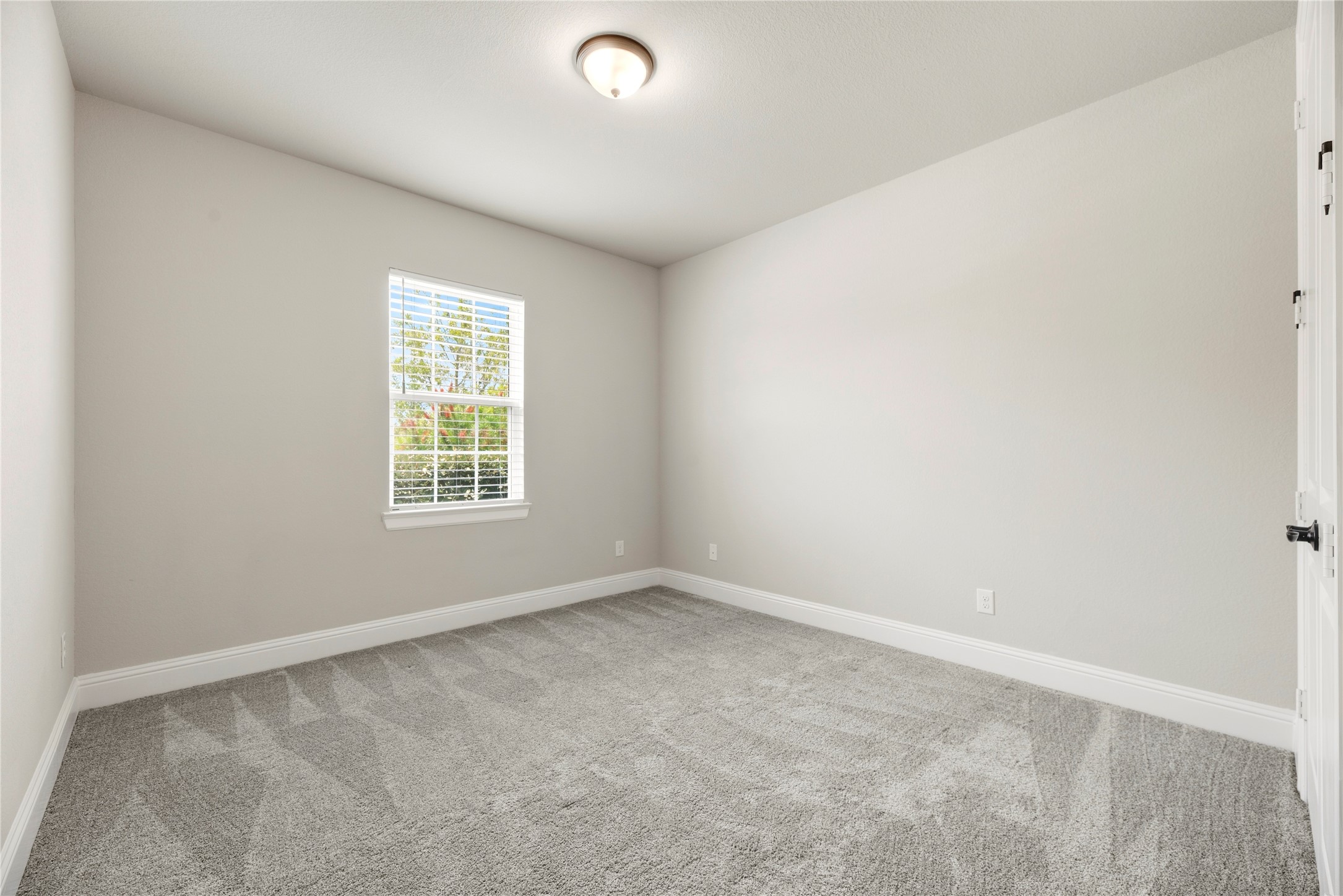 9615 Hunters Run Drive Property Photo 37