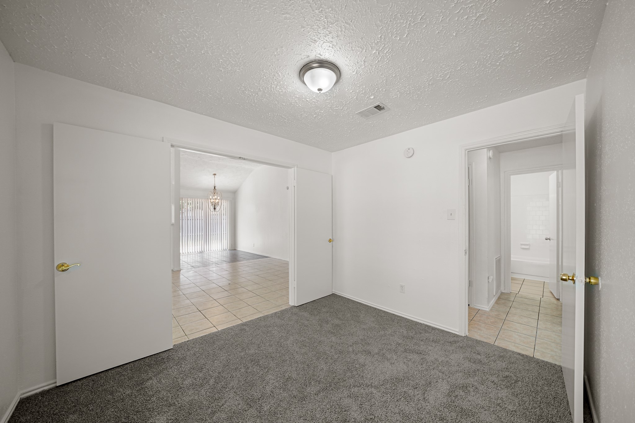 20614 Park Row Drive Property Photo 14