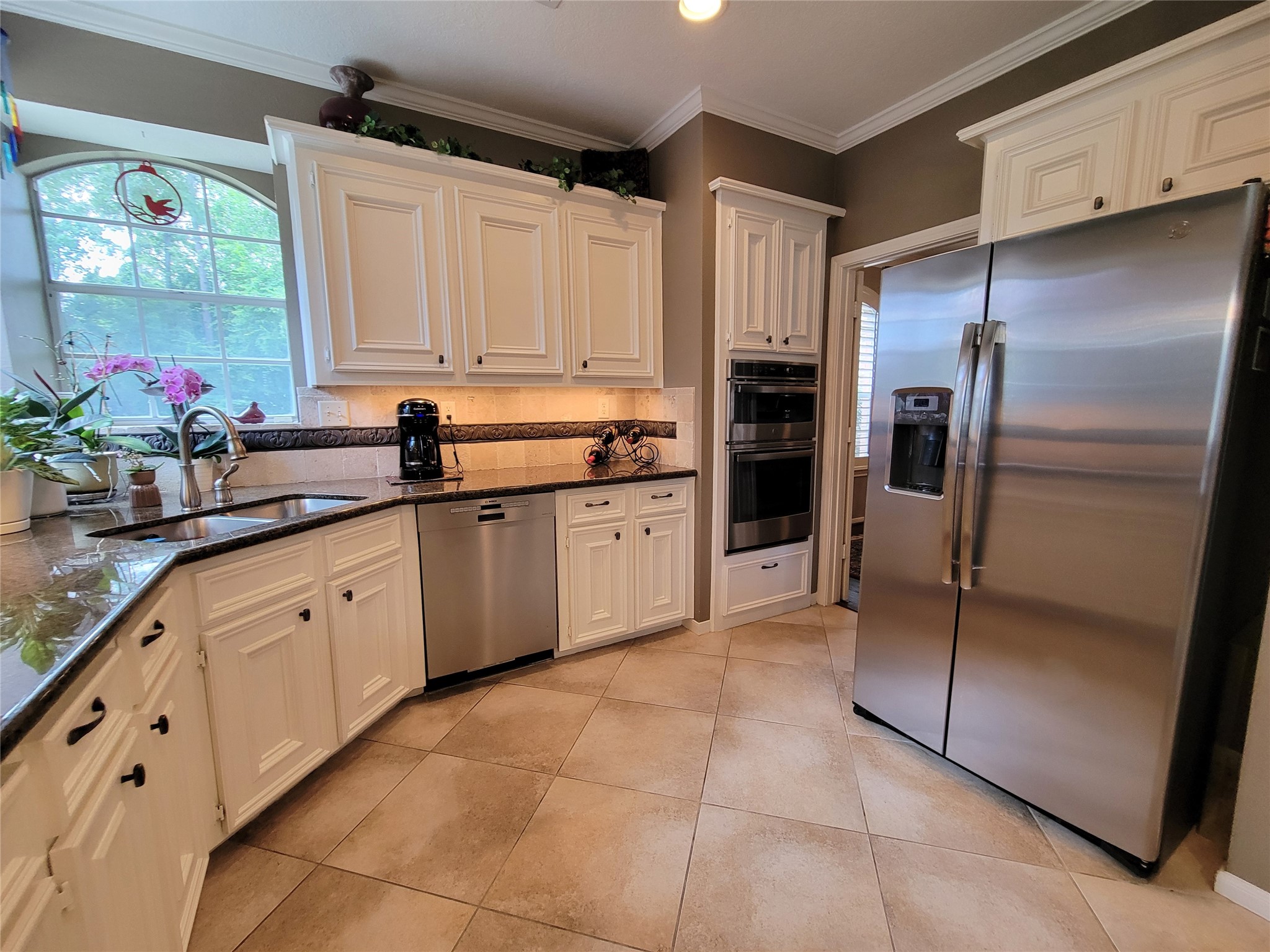 549 Stephen F Austin Drive Property Photo 8