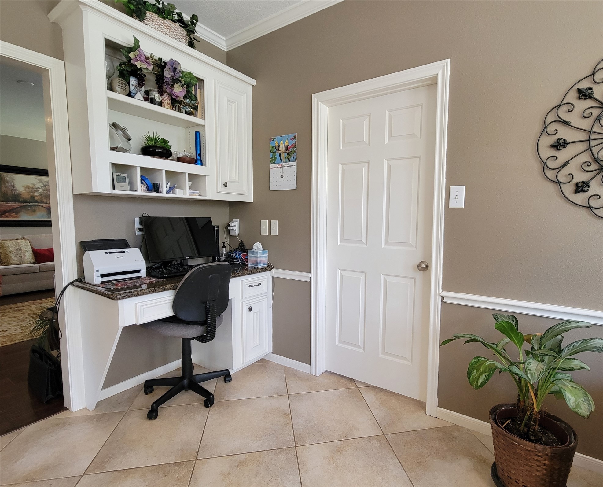 549 Stephen F Austin Drive Property Photo 9