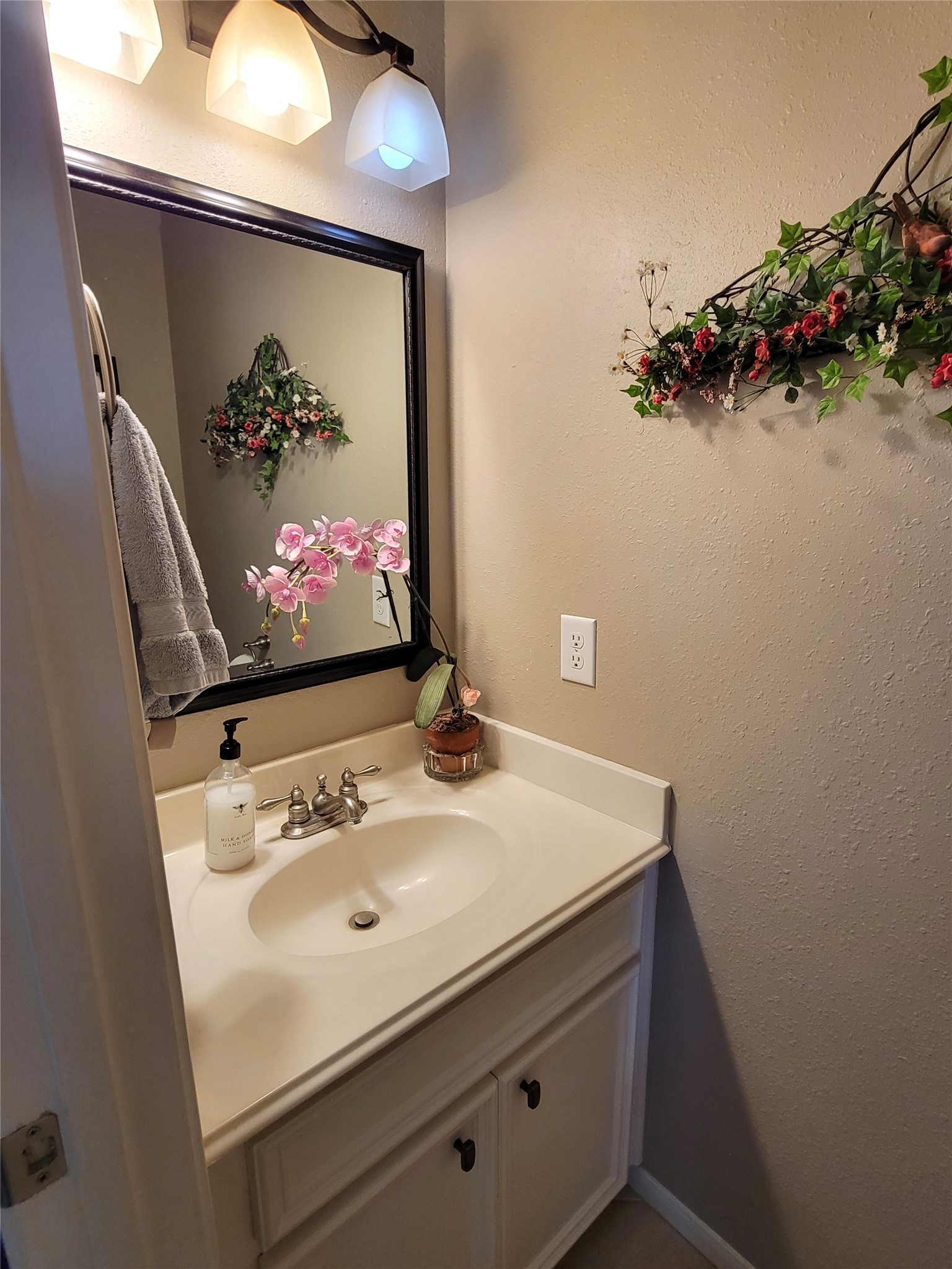 549 Stephen F Austin Drive Property Photo 11