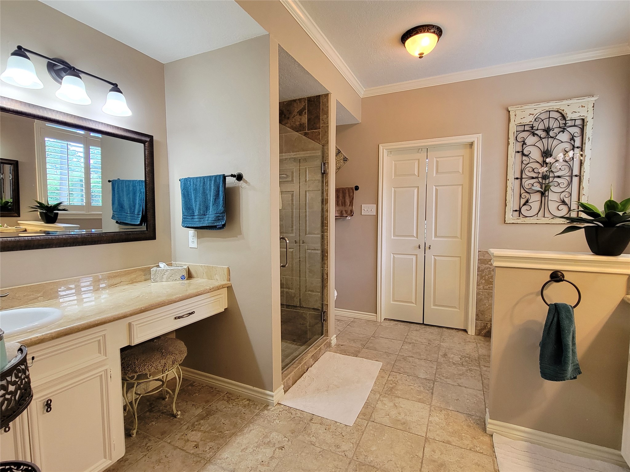 549 Stephen F Austin Drive Property Photo 13