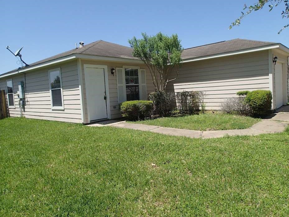 6906 Lost Timber Lane Property Photo 2