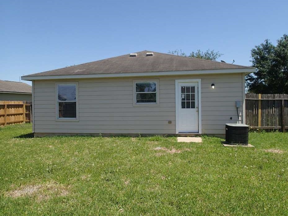 6906 Lost Timber Lane Property Photo 19