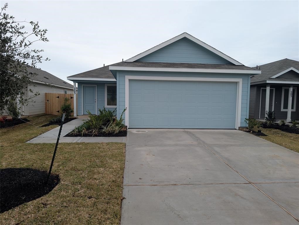 5131 Esperanza Terrace Drive Property Photo 1