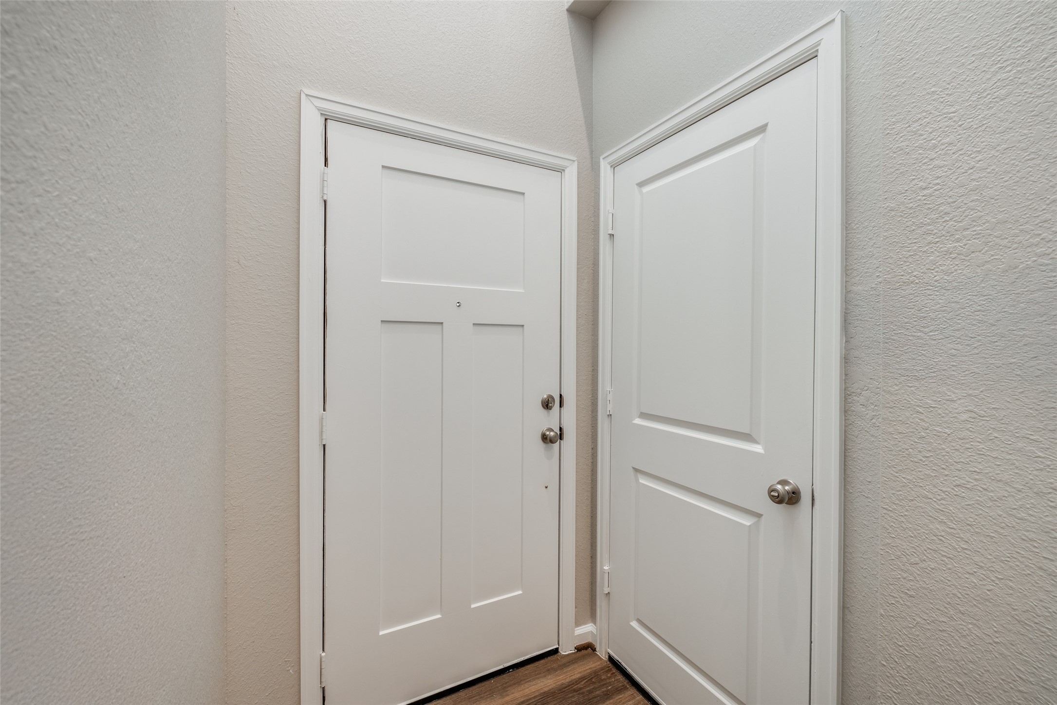 221 Park Place Circle C Property Photo 3