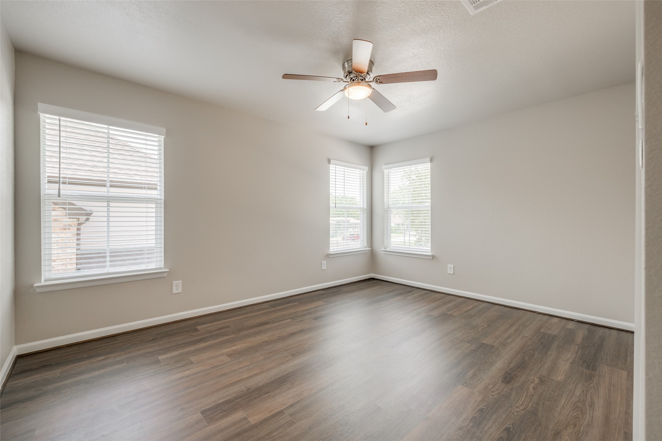 221 Park Place Circle C Property Photo 16