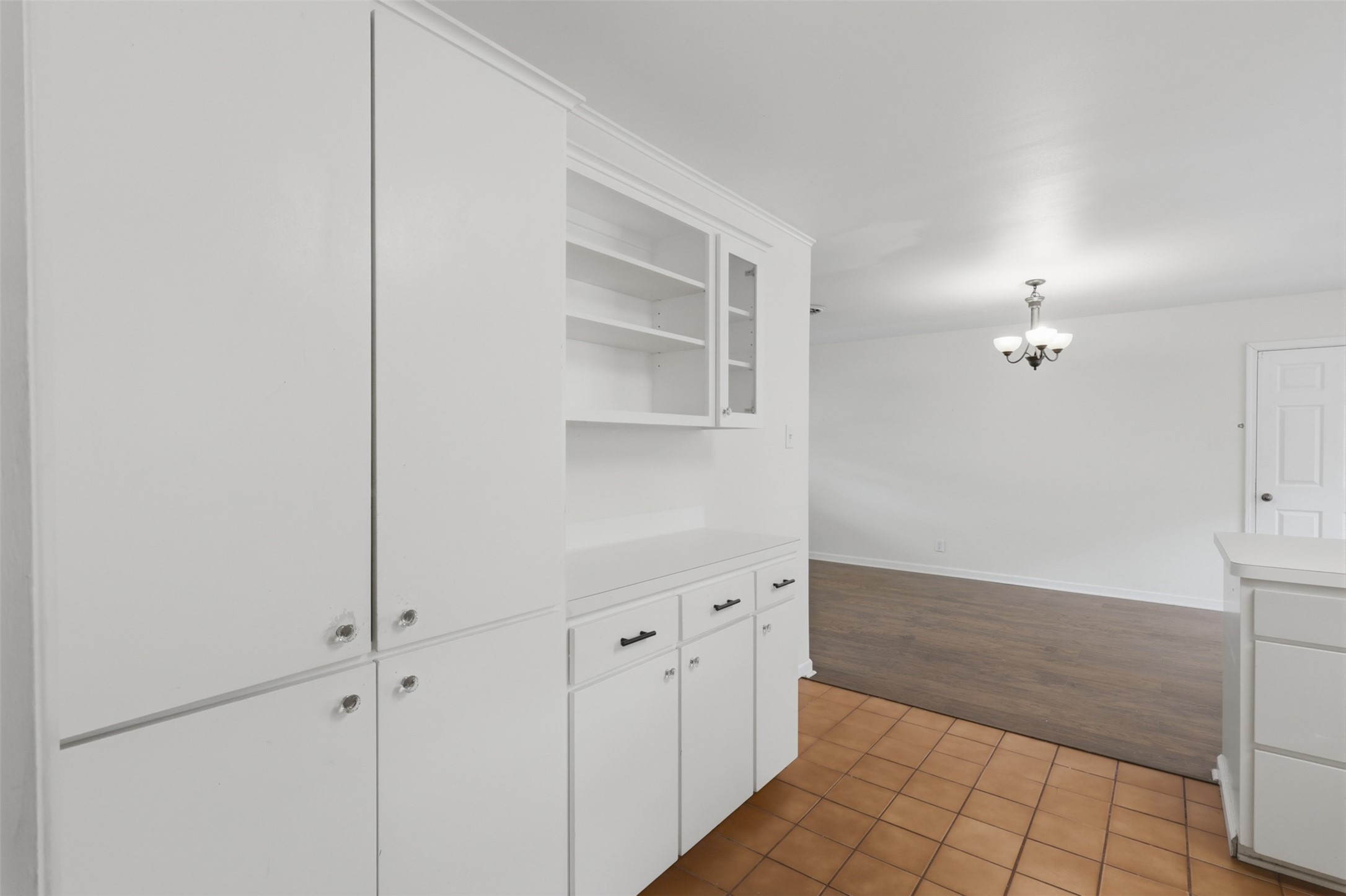 5206 Carew Street Property Photo 7
