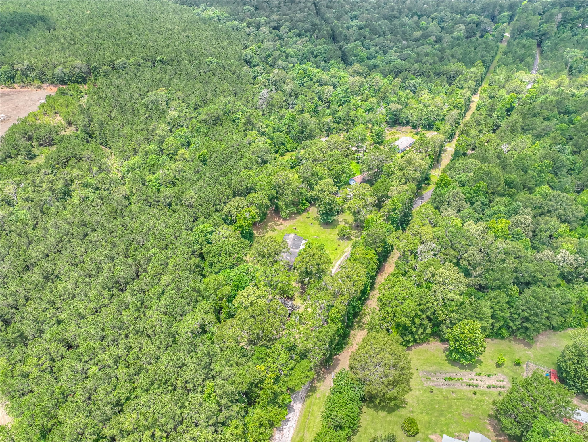 657 Parrish Road Property Photo 33