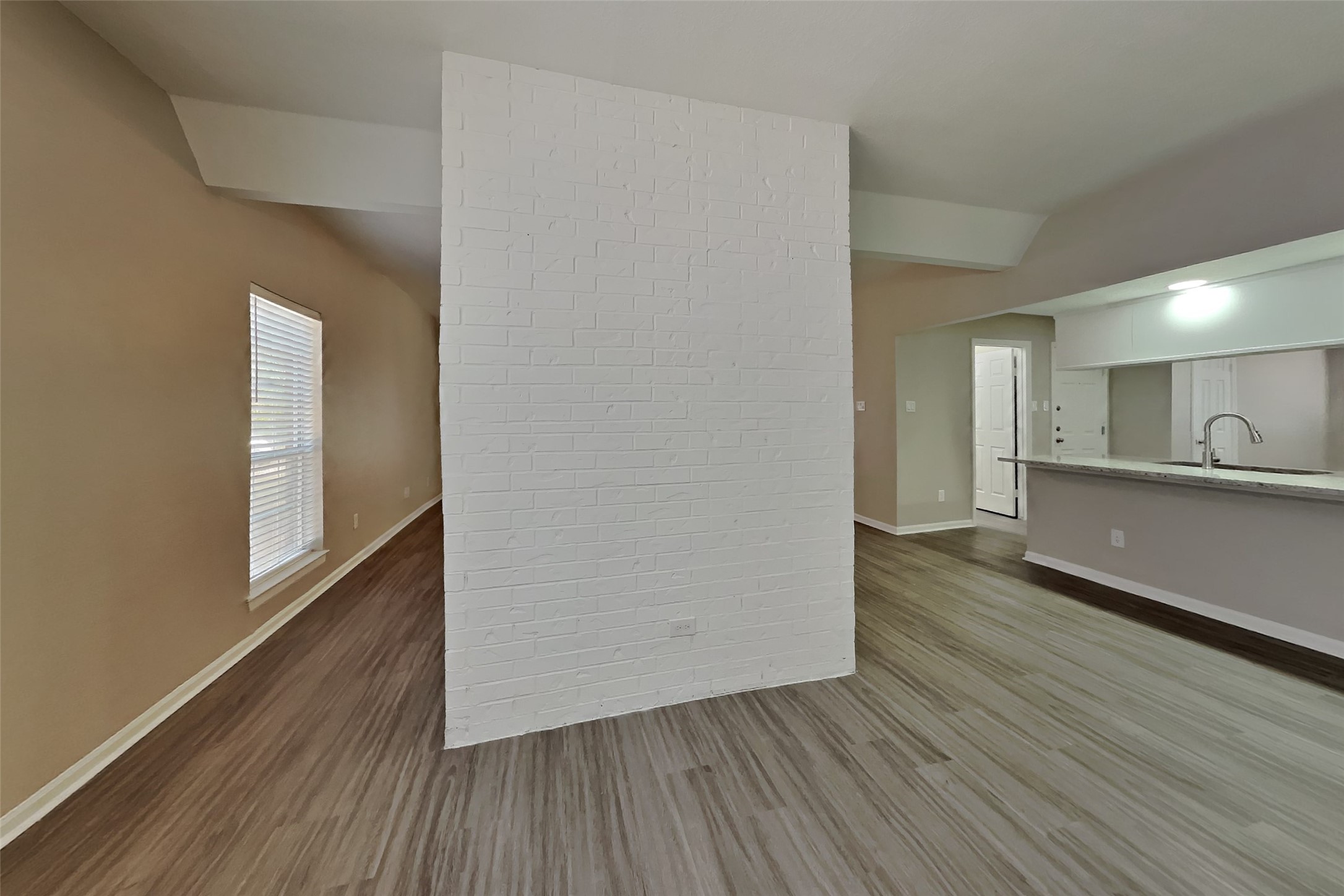 80 Laughing Brook Court Property Photo 10
