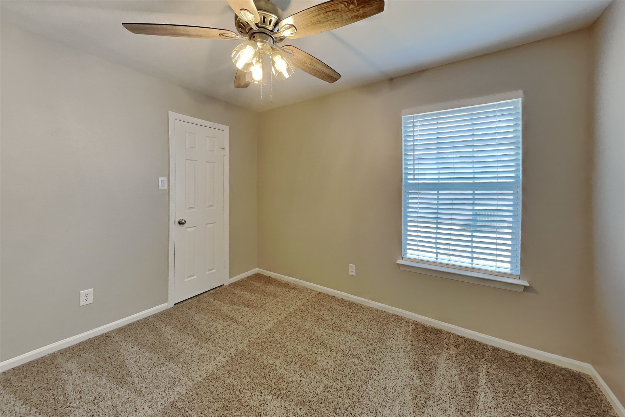 80 Laughing Brook Court Property Photo 16