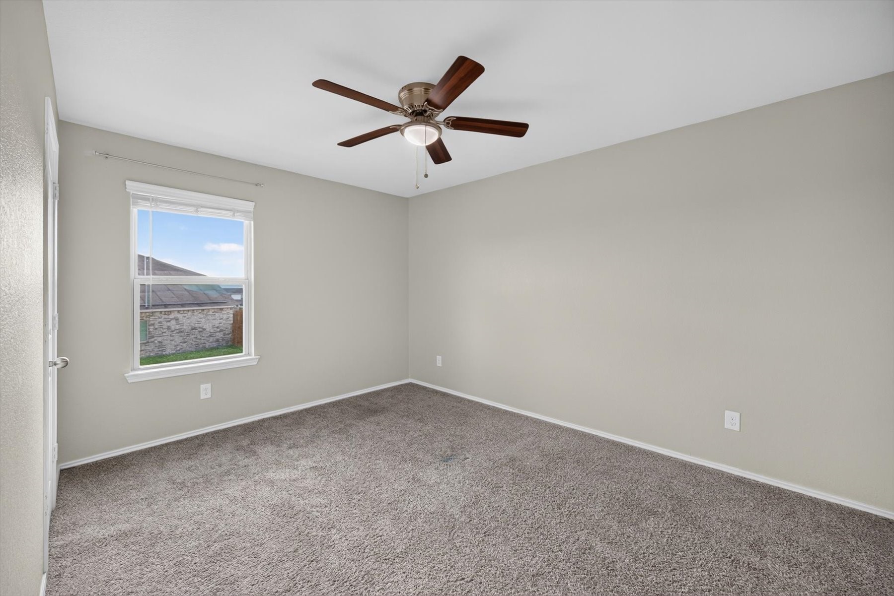 21311 Orono Heights Trail Property Photo 21