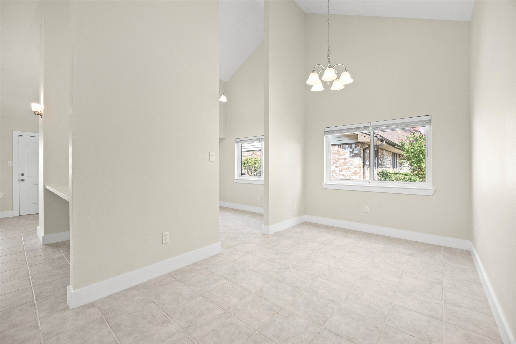 8031 Zimmermann Drive Property Photo 14