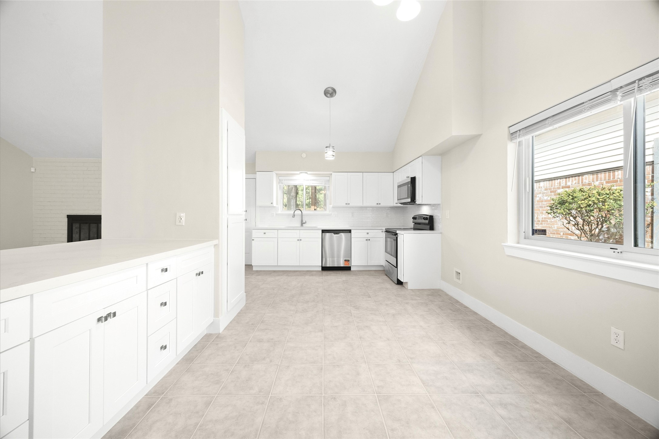 8031 Zimmermann Drive Property Photo 17